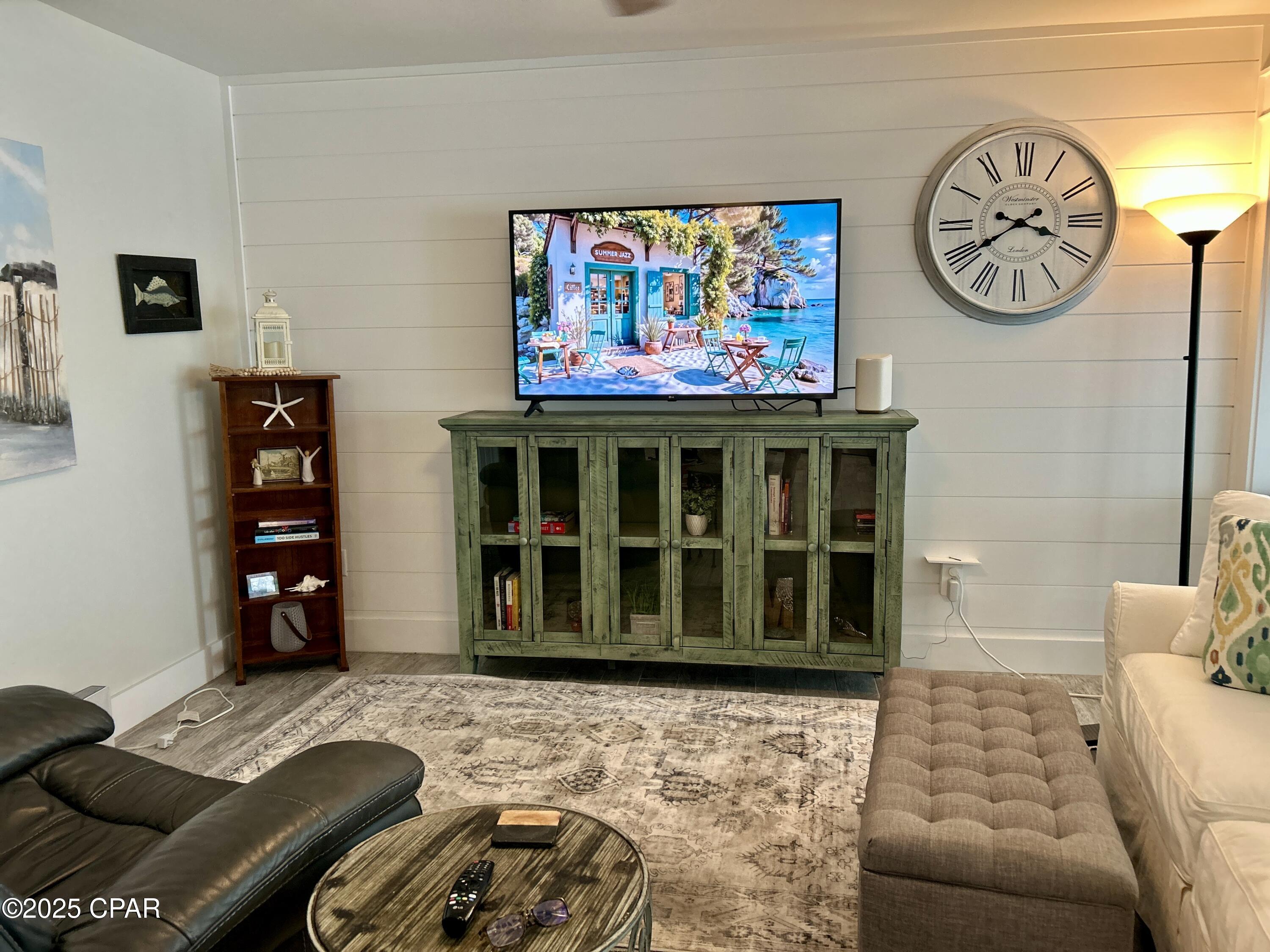 Image 7 For 4725 Bay Point Road 269