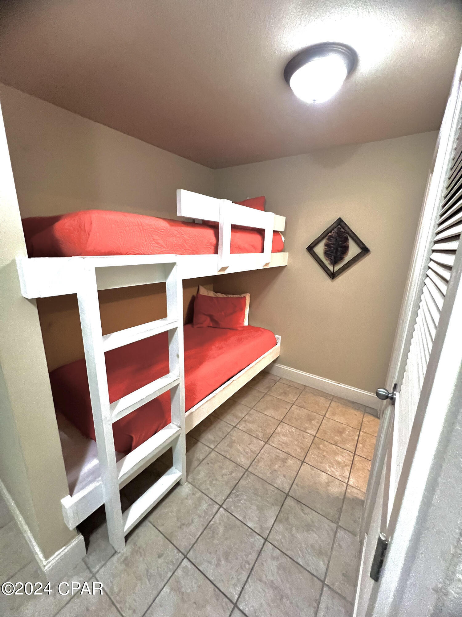 Image 20 For 9902 Thomas Drive 1737