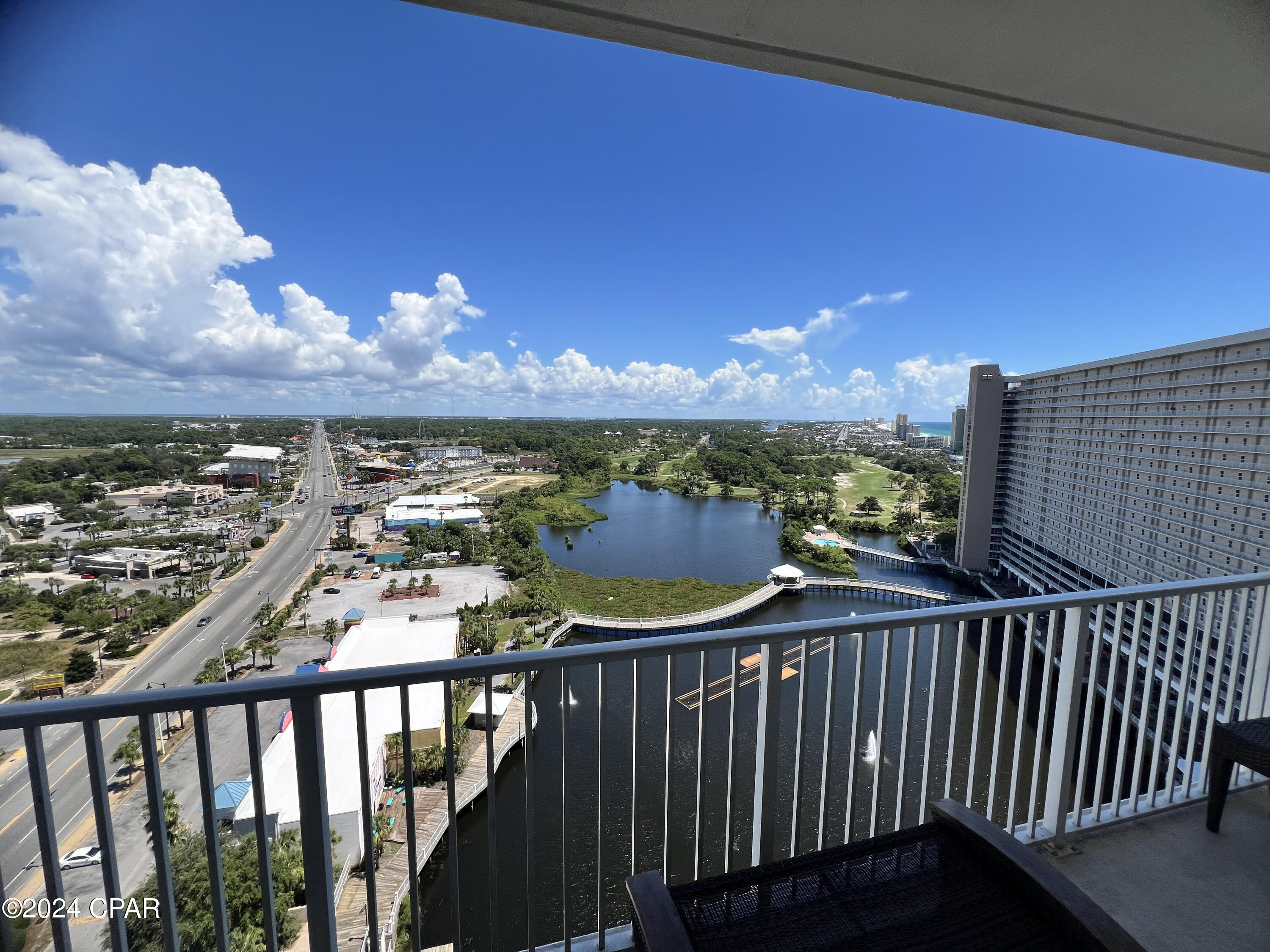 Image 23 For 9902 Thomas Drive 1737