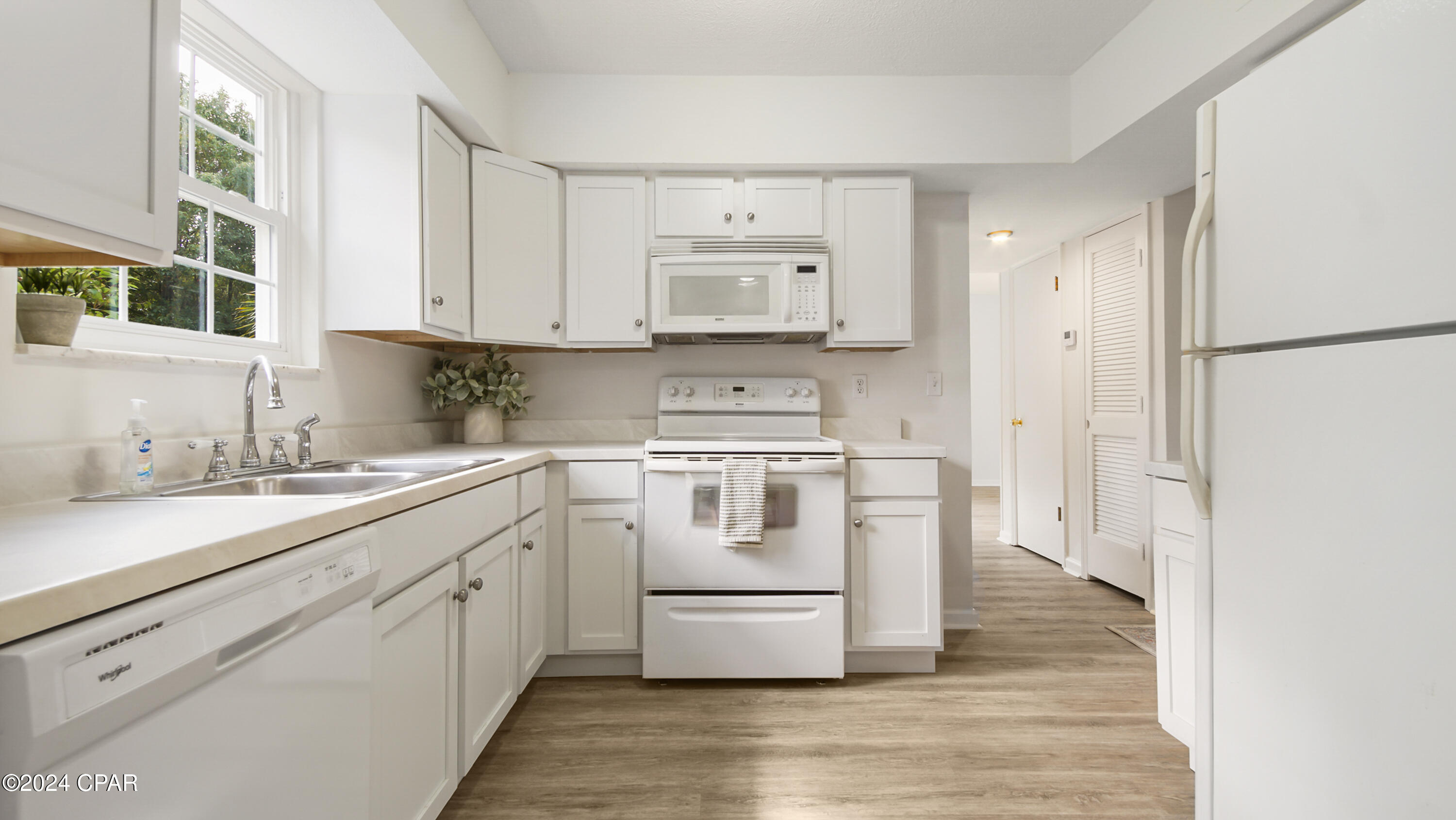 Image 12 For 3911 21st Place