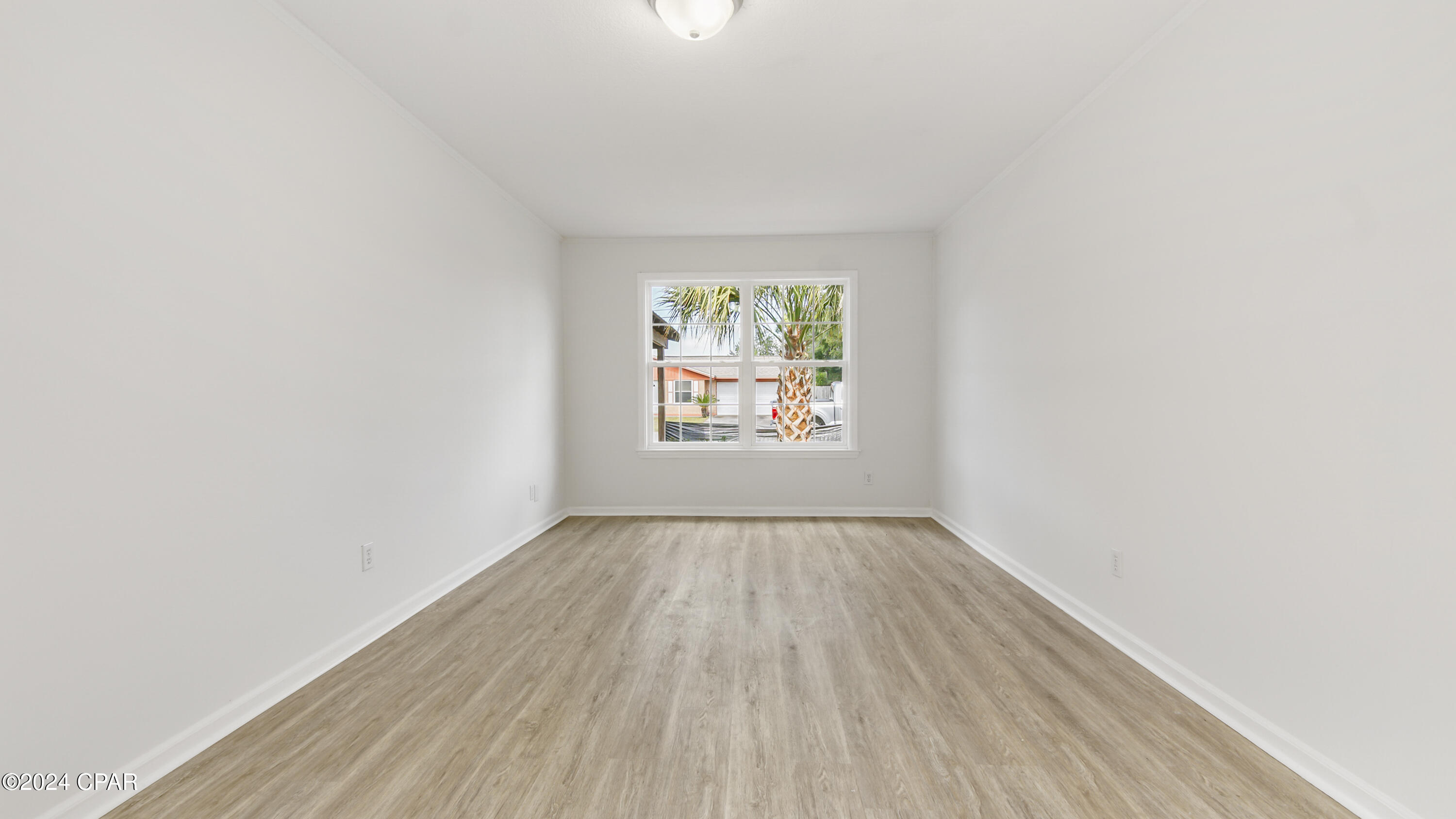 Image 18 For 3911 21st Place