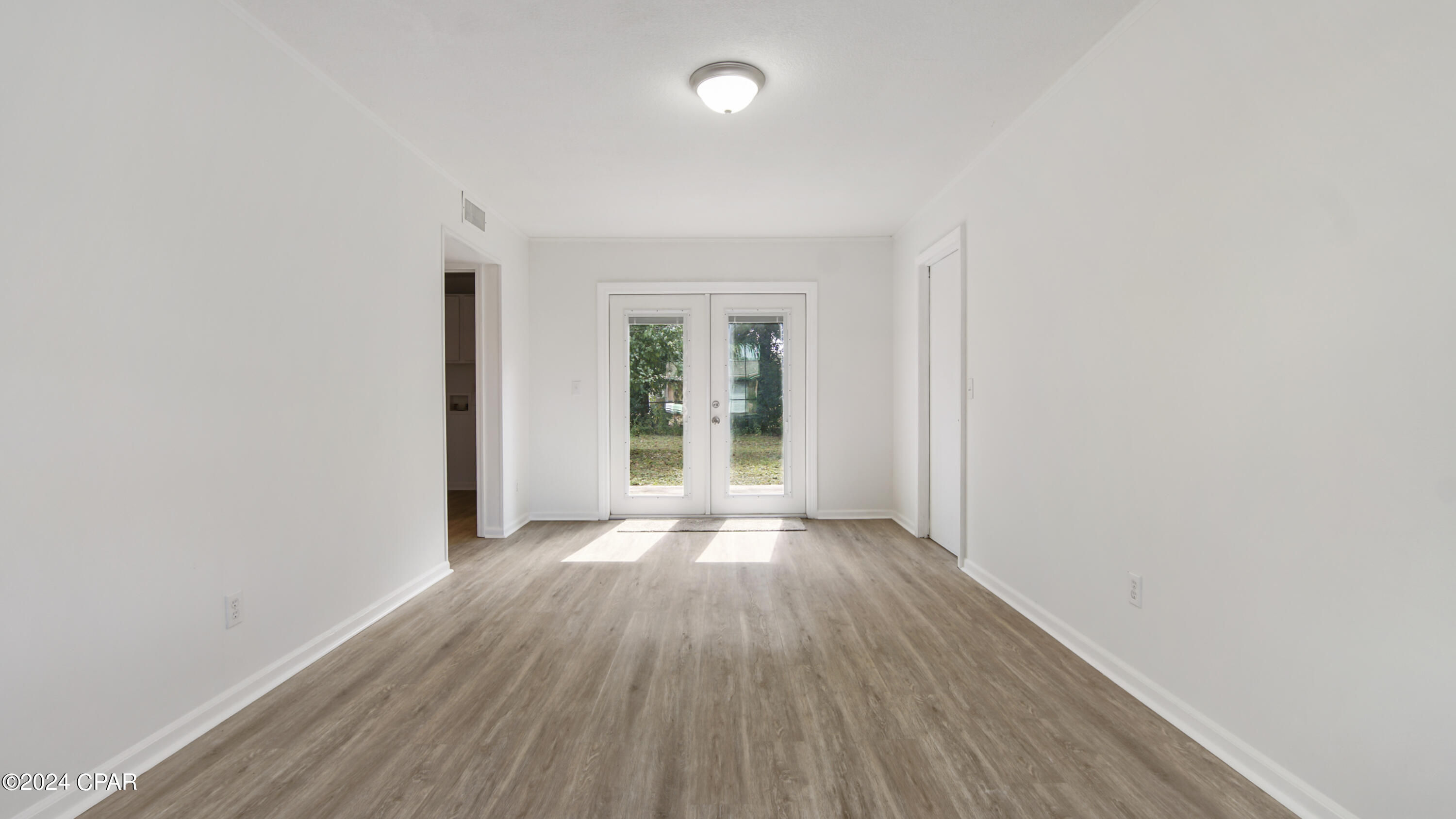 Image 35 For 3911 21st Place