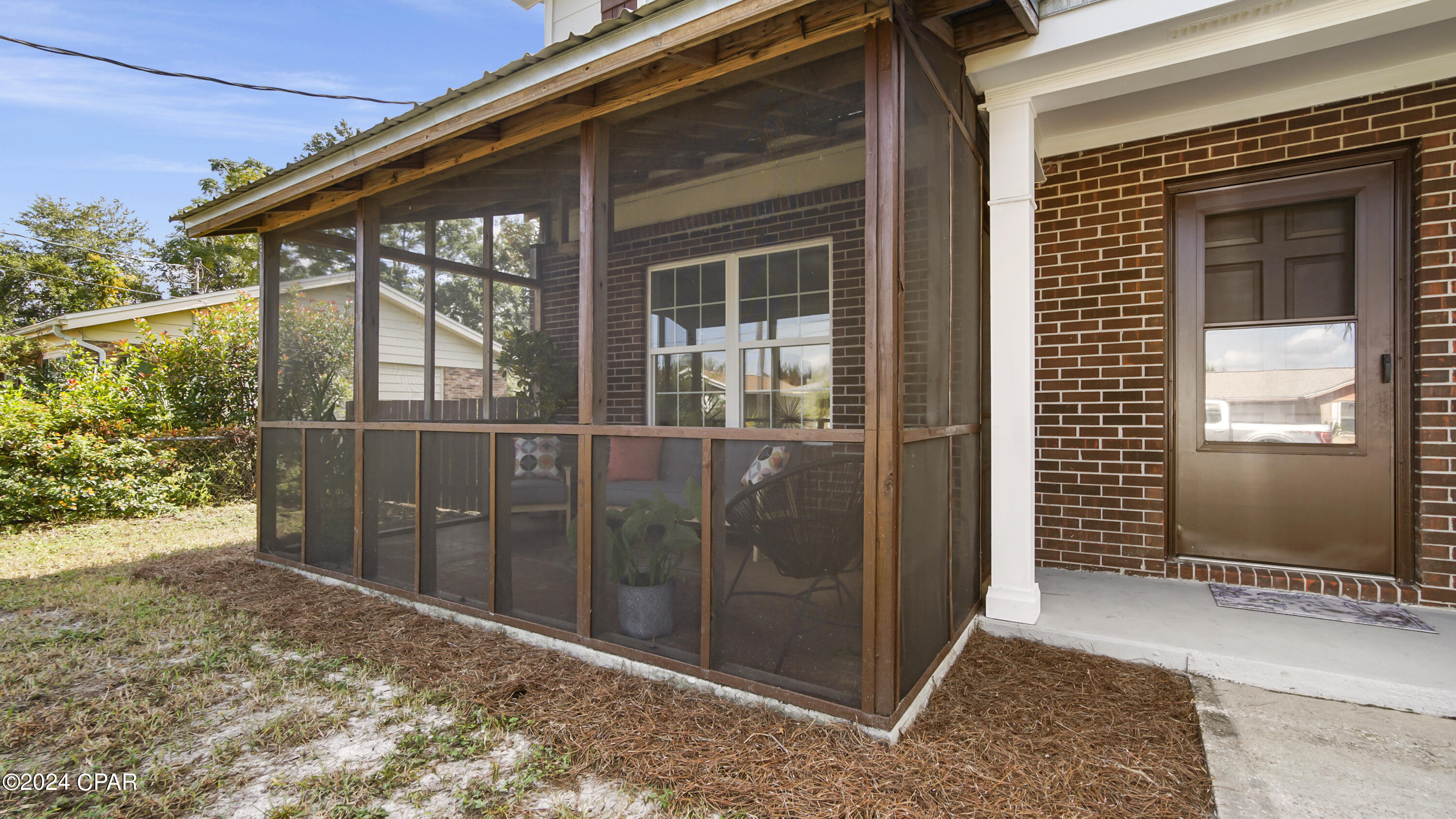 Image 4 For 3911 21st Place