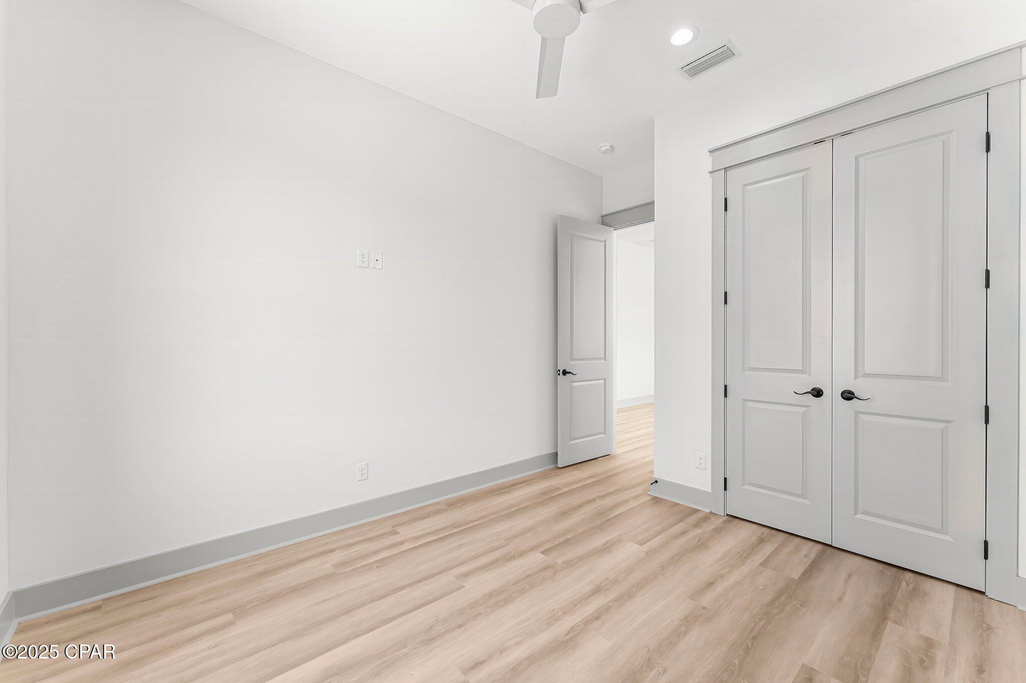 Image 24 For 624 Dolphin Drive