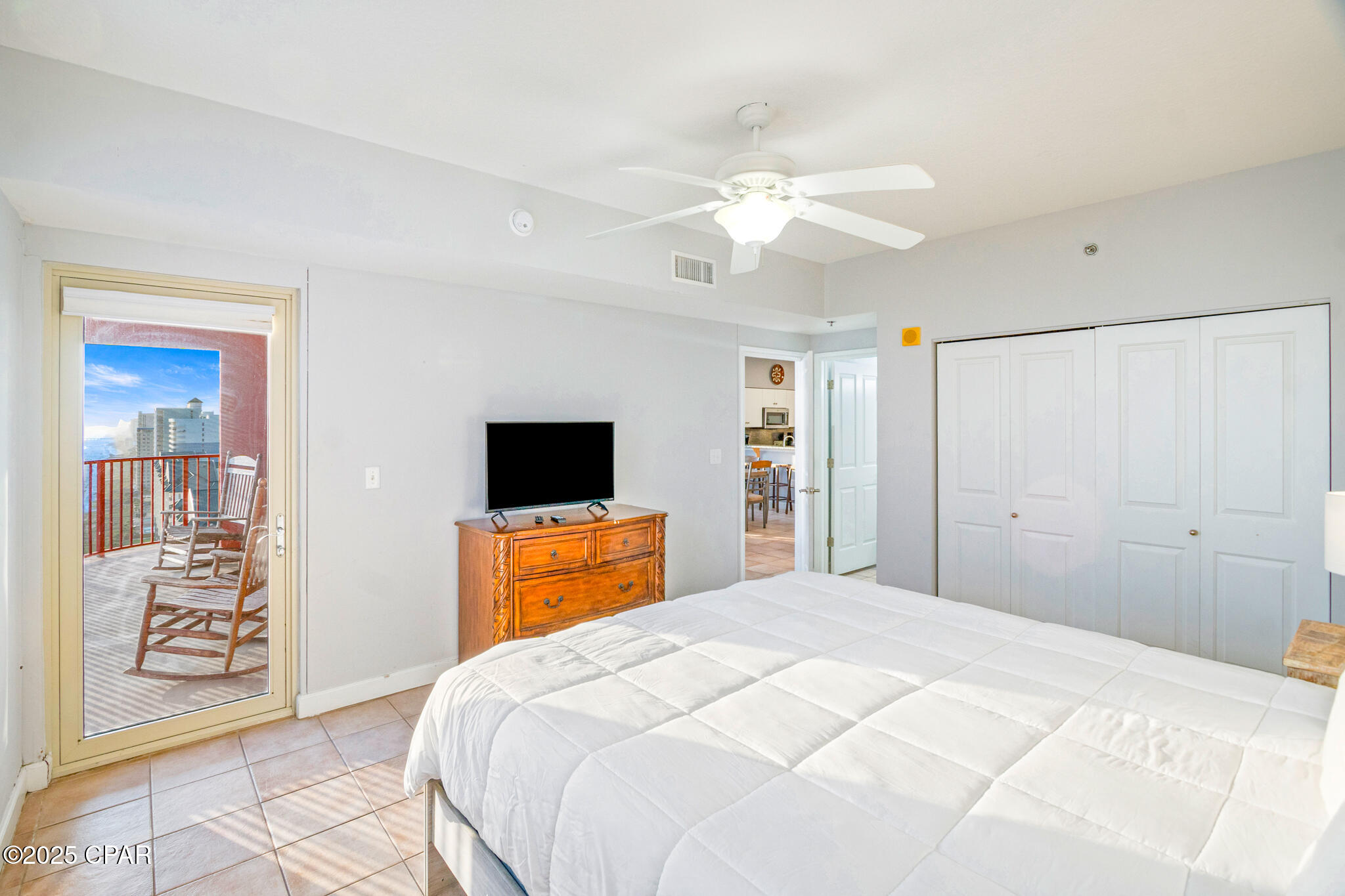 Image 14 For 9900 Thomas Drive 2101