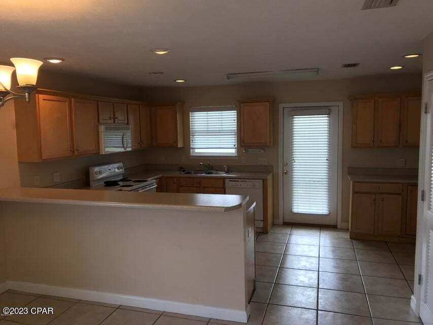 Image 3 For 2146 Sterling Cove Boulevard