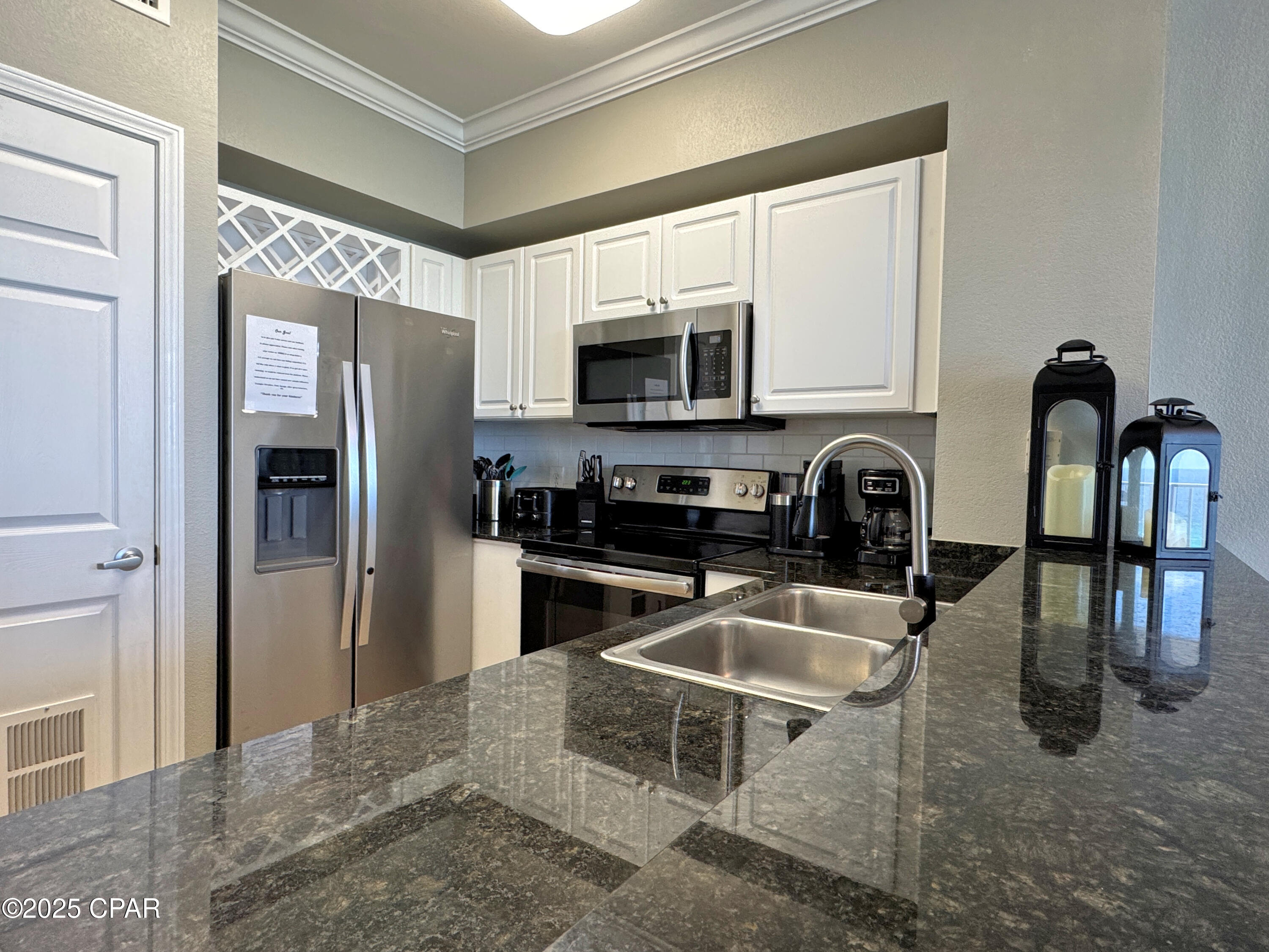 Image 15 For 16819 Front Beach Road 815