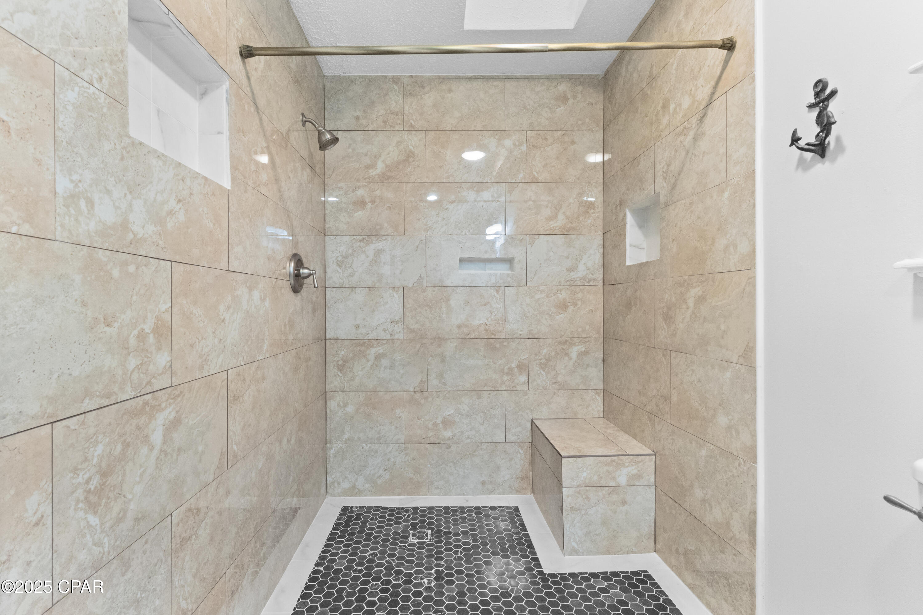 Image 19 For 8231 Lagoon Drive