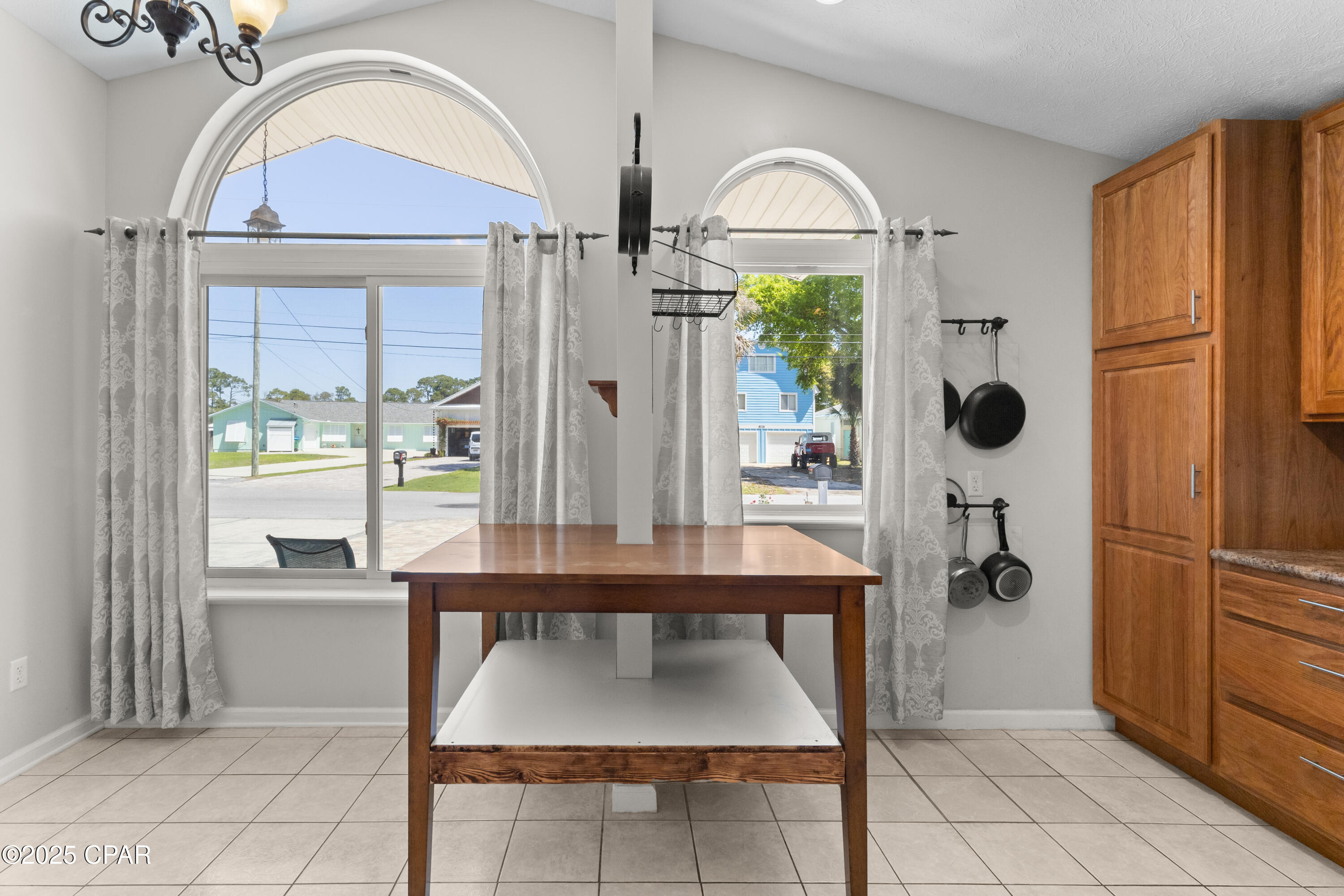 Image 9 For 8231 Lagoon Drive