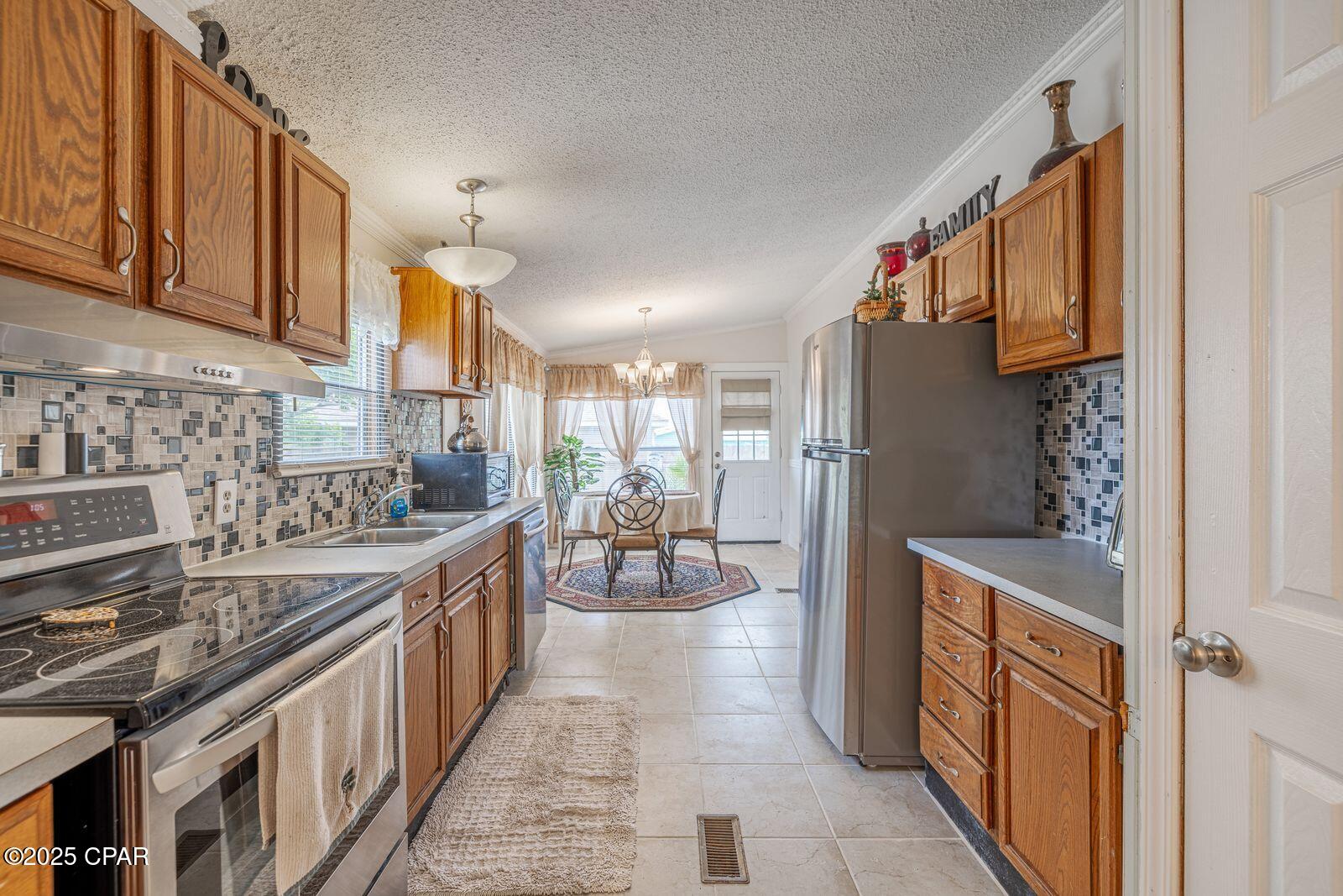 Image 26 For 230 Viola Avenue