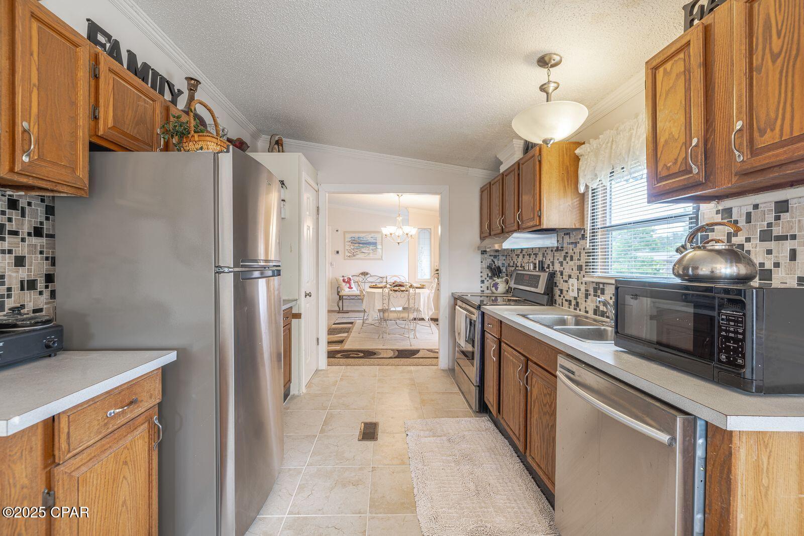 Image 28 For 230 Viola Avenue