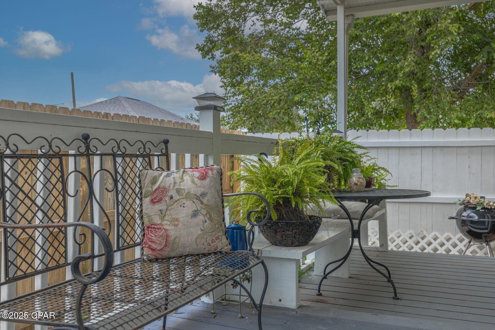 Image 7 For 230 Viola Avenue