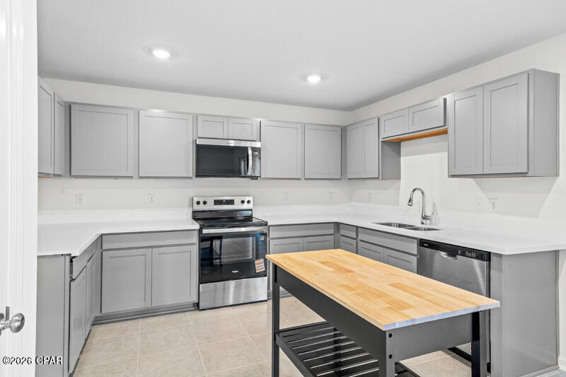 Image 11 For 440 Salt Creek Lane  28