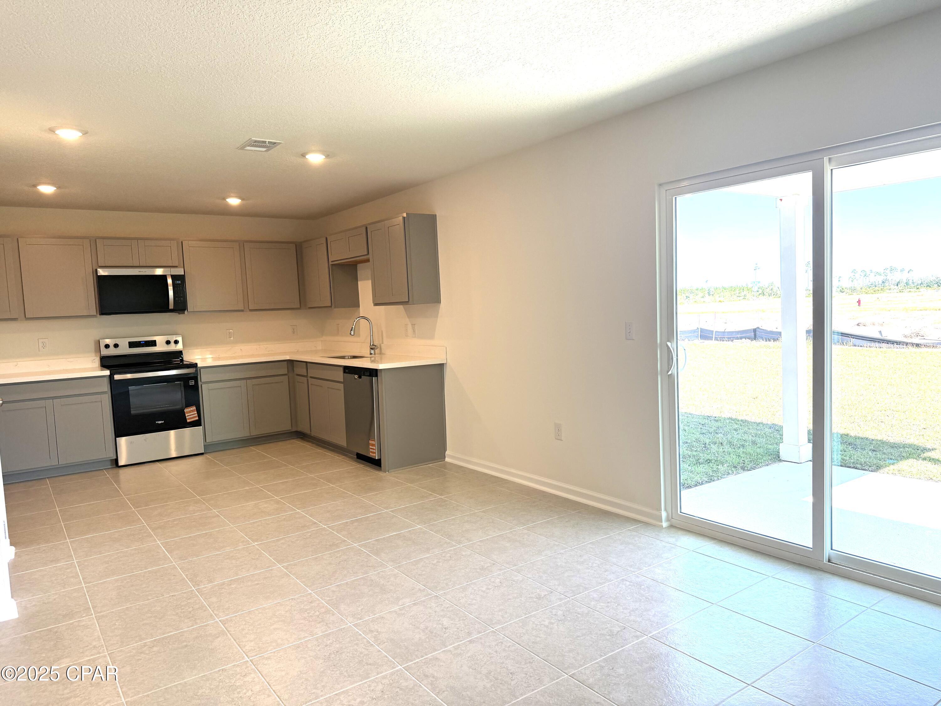 Image 5 For 440 Salt Creek Lane  28