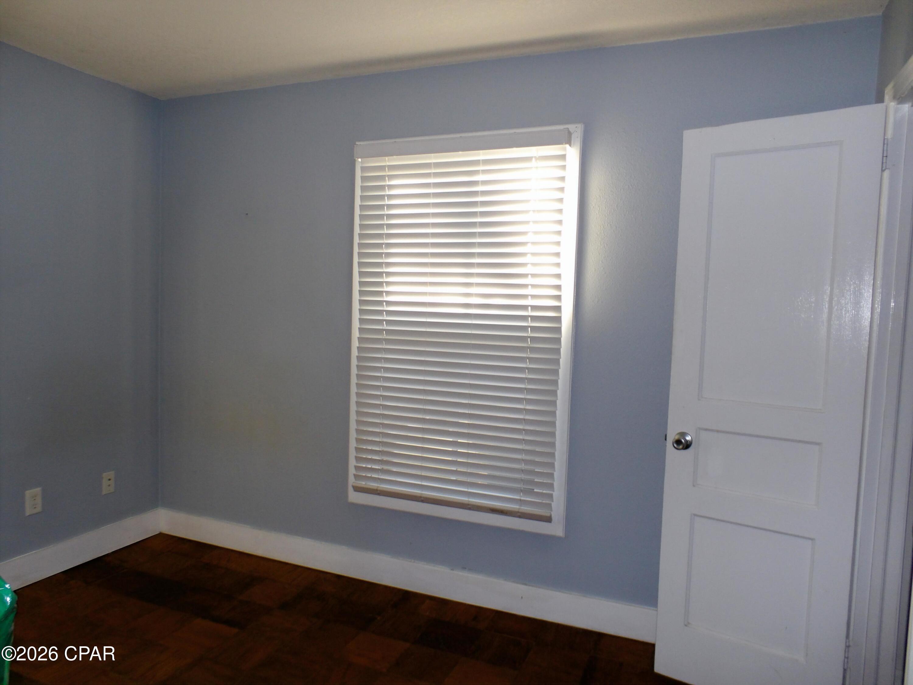 Image 11 For 1002 2nd Court