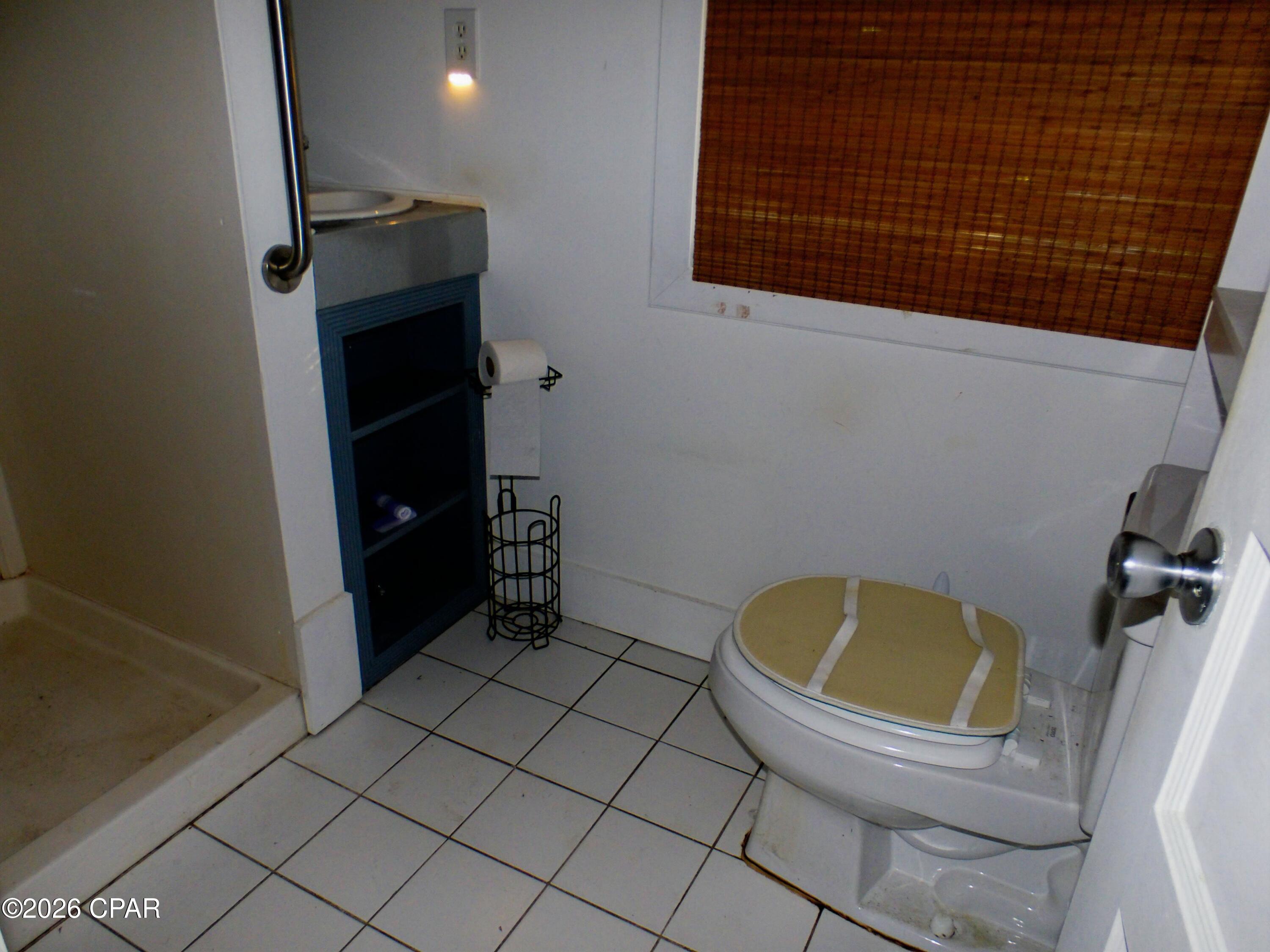 Image 12 For 1002 2nd Court