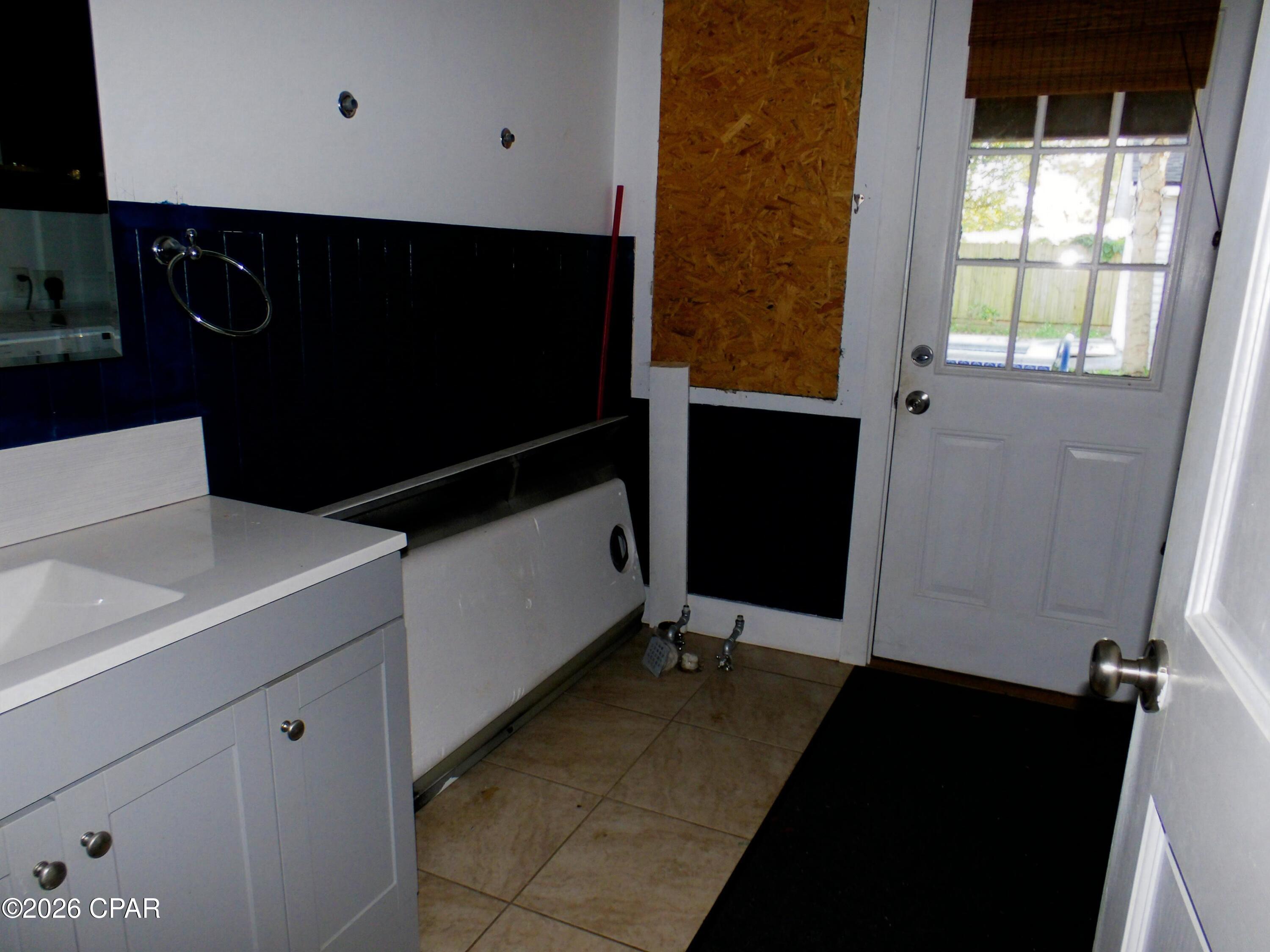 Image 6 For 1002 2nd Court