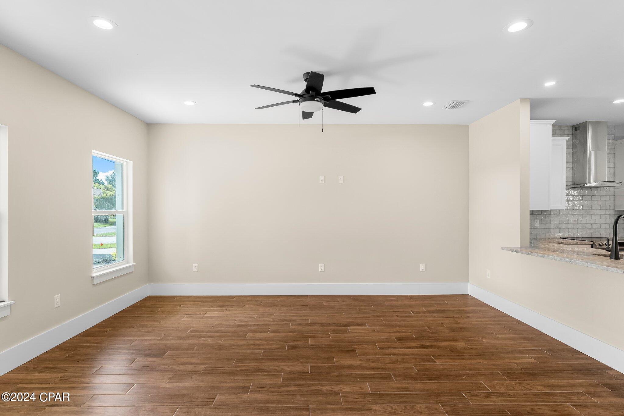 Image 16 For 1413 Chestnut Avenue