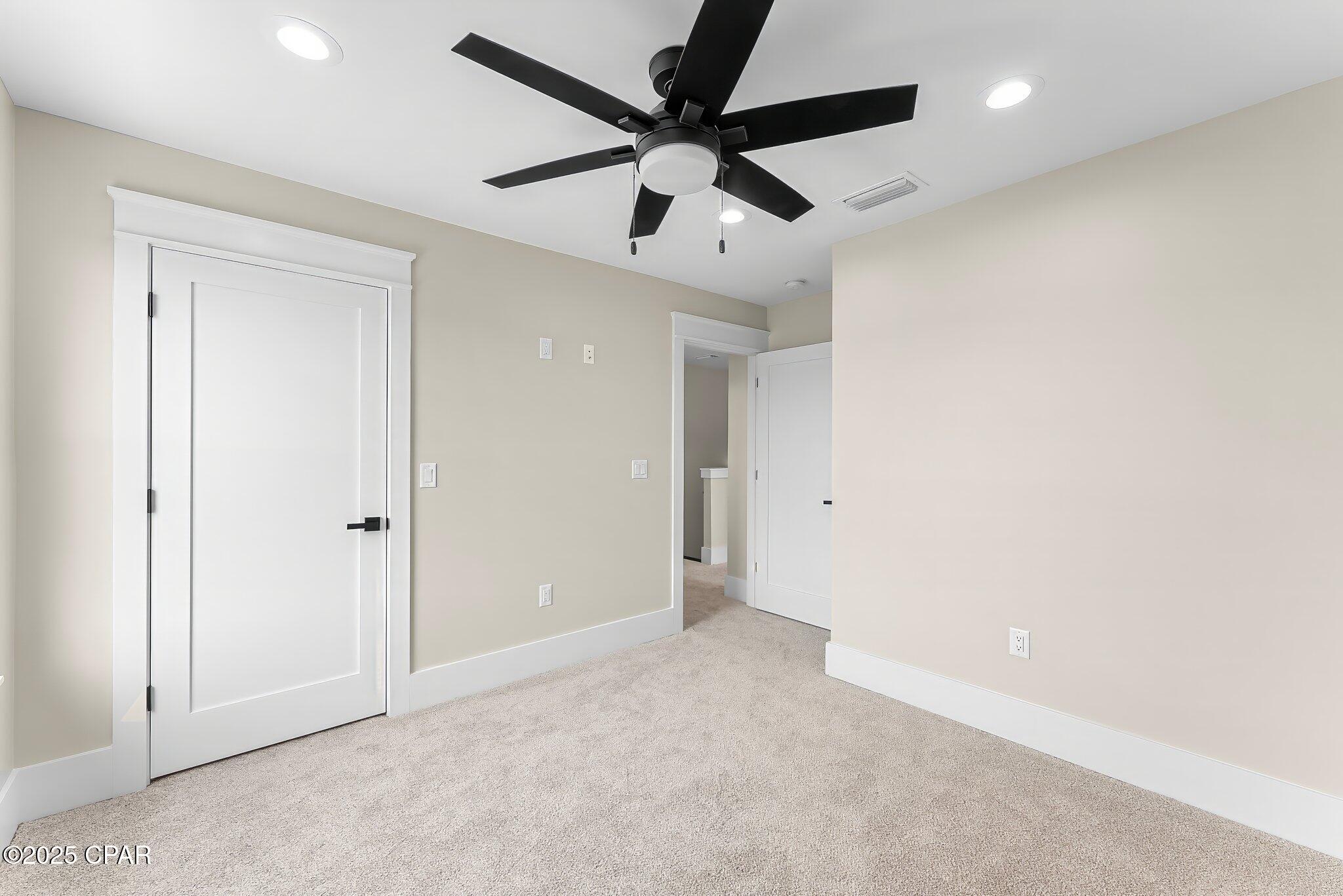 Image 60 For 1413 Chestnut Avenue