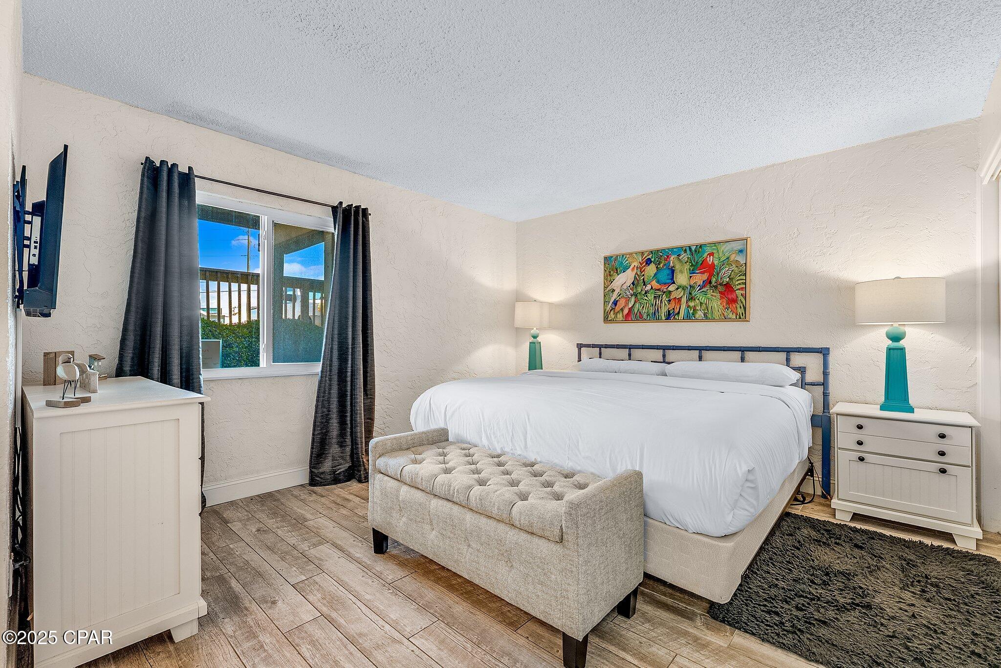 Image 12 For 8727 Thomas Drive C36