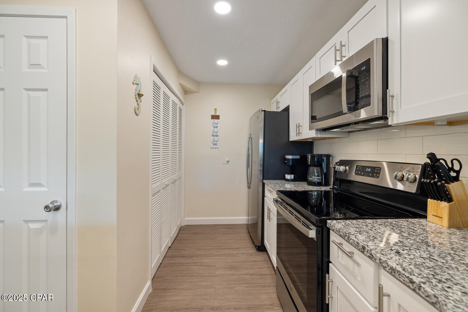 Image 16 For 520 Richard Jackson Blvd.  3205