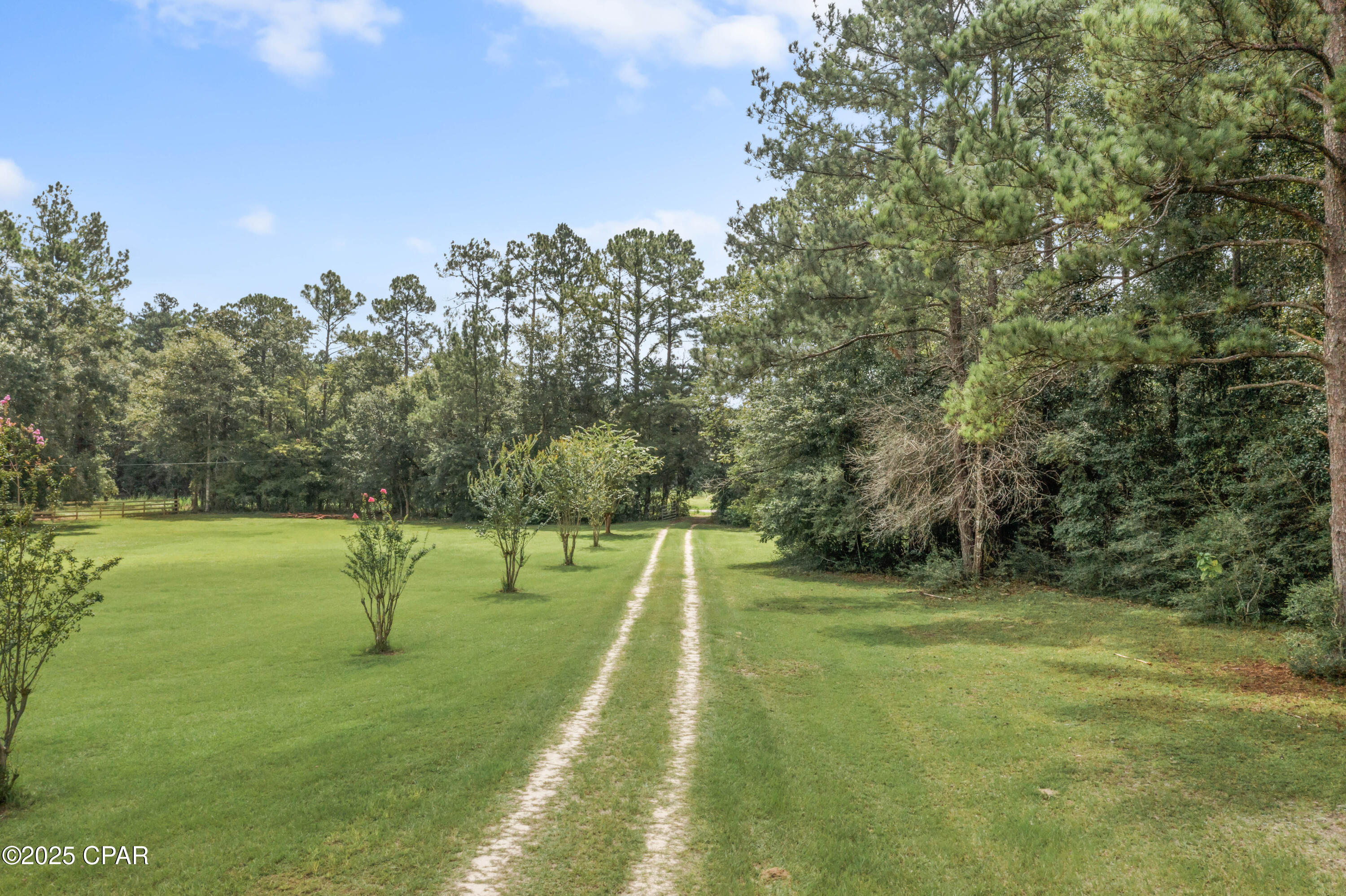 Image 3 For 2822 River Road