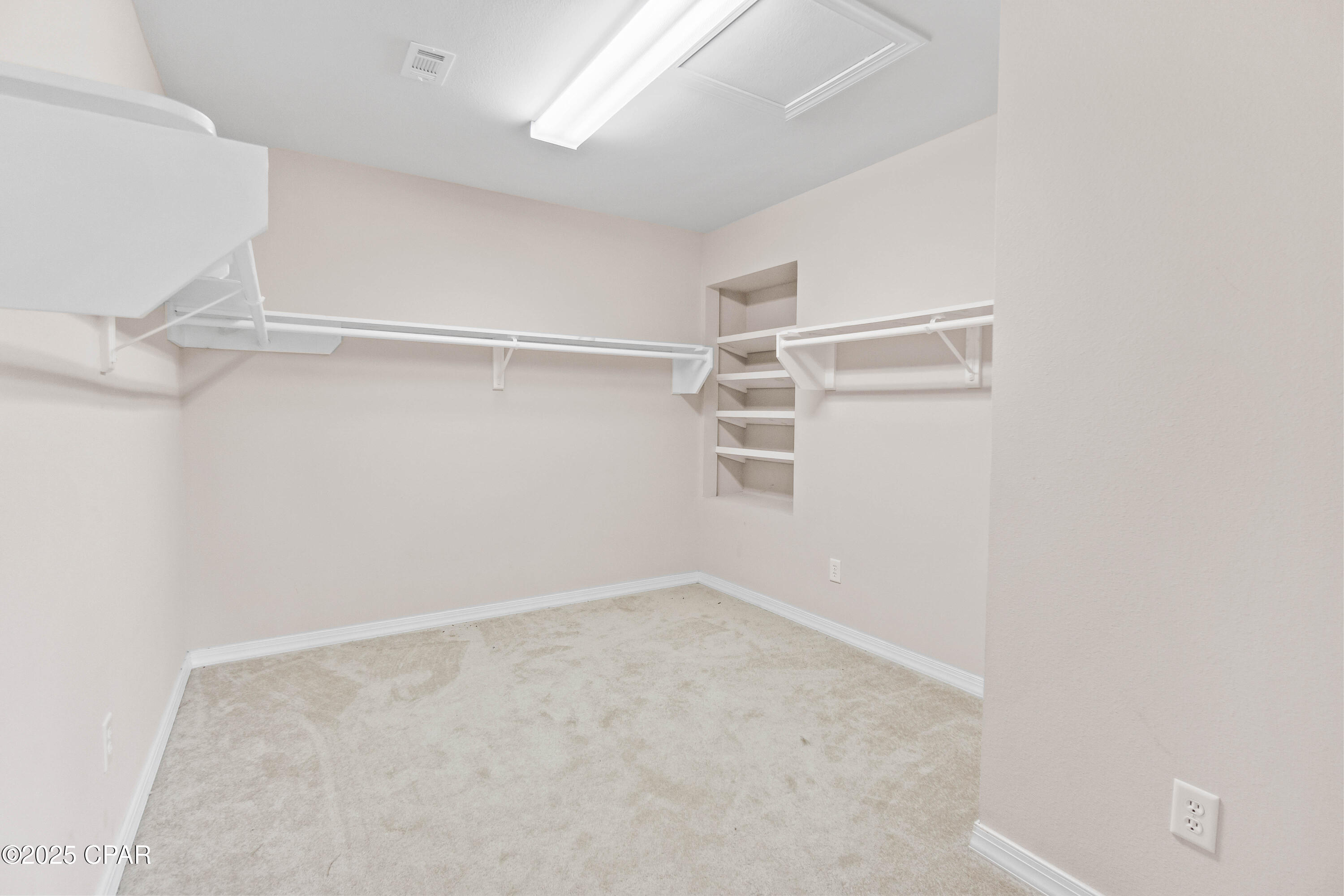 Image 32 For 2822 River Road