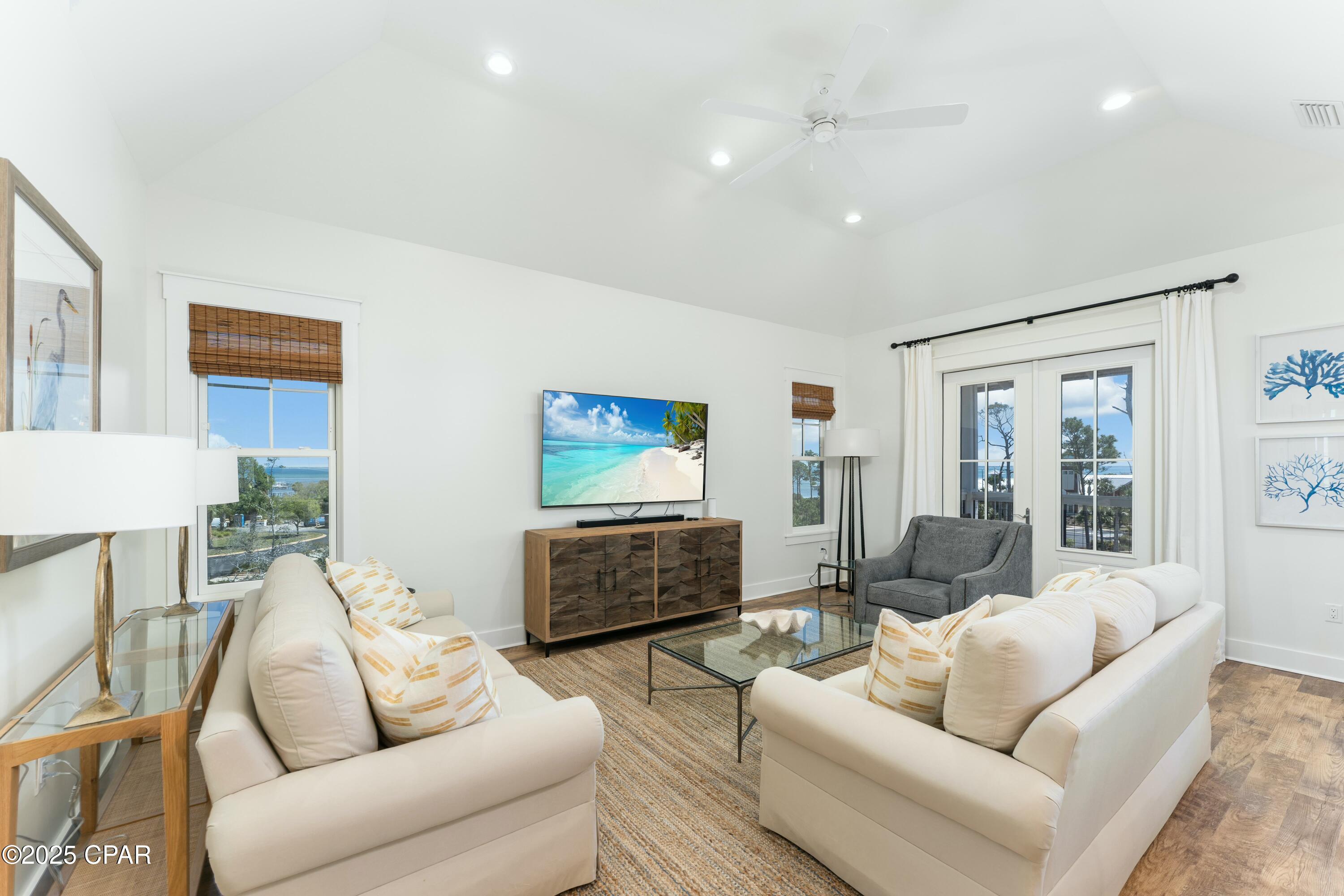 Image 11 For 275 Pinnacle Drive