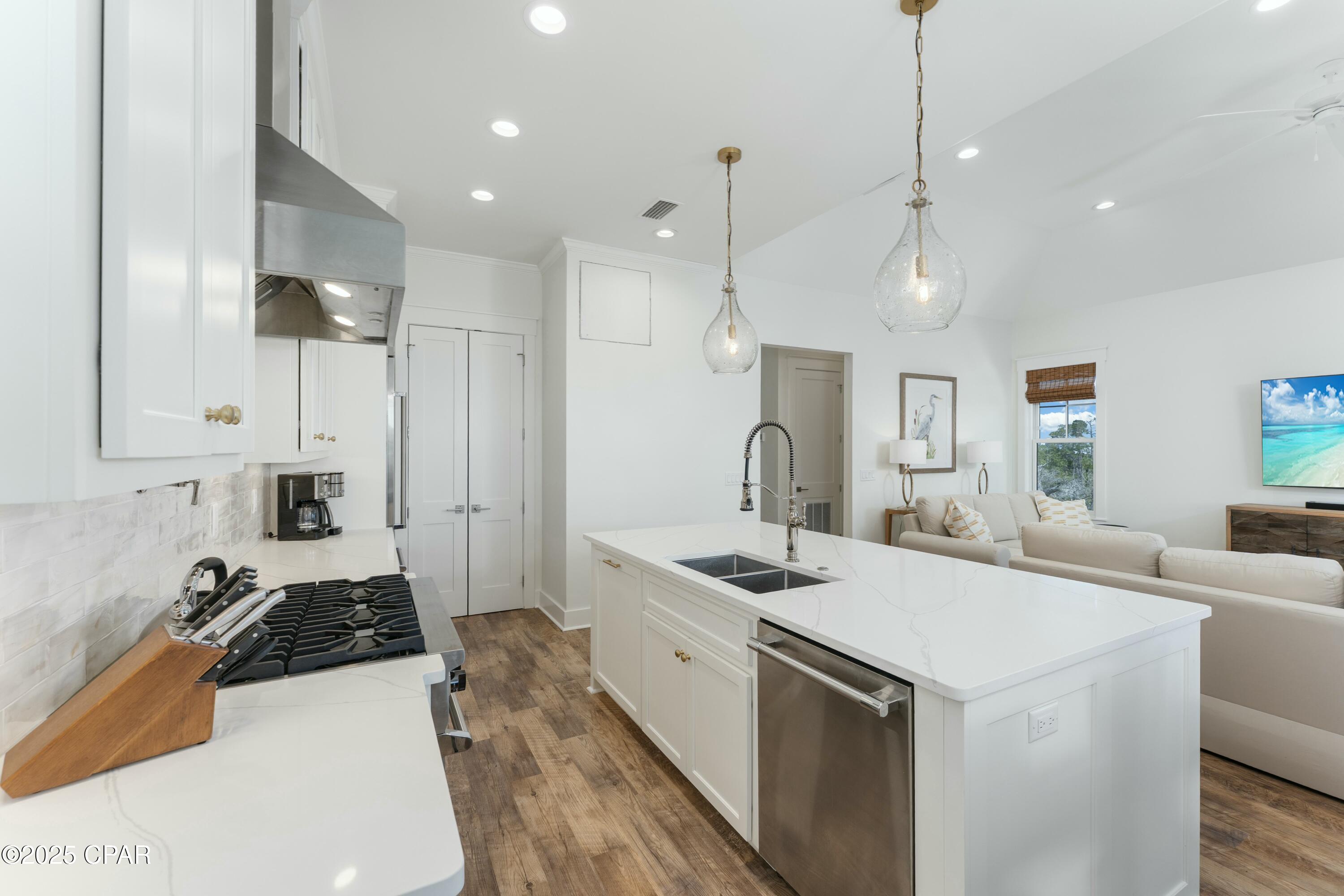 Image 16 For 275 Pinnacle Drive