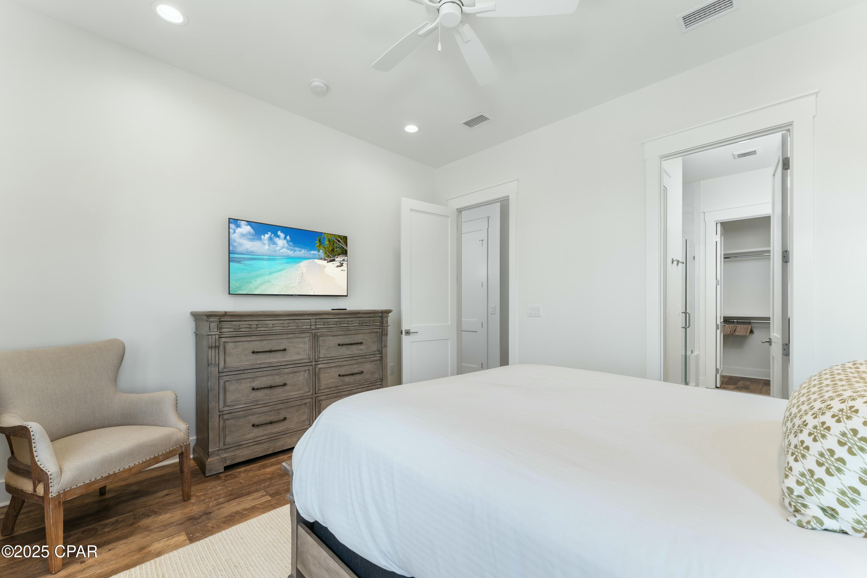 Image 36 For 275 Pinnacle Drive