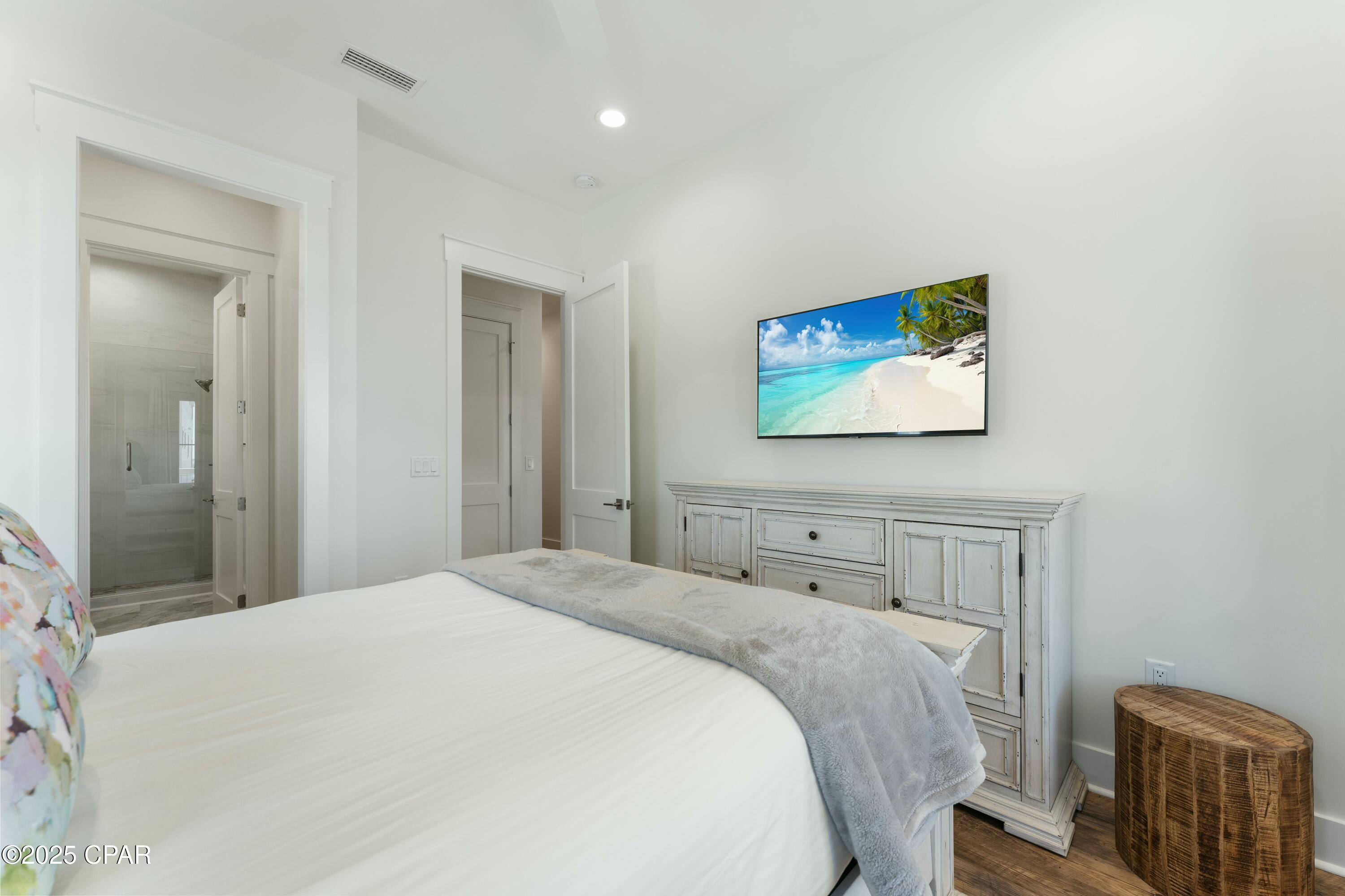 Image 44 For 275 Pinnacle Drive