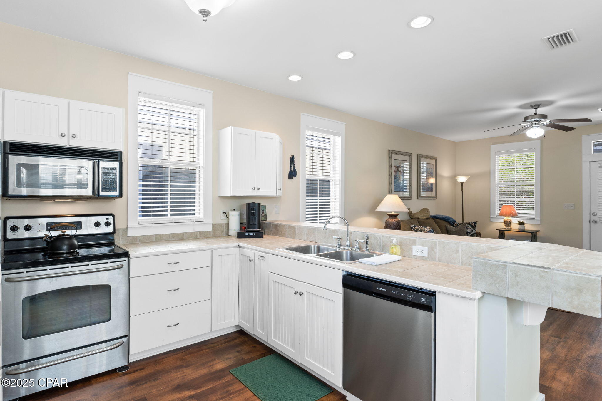 Image 10 For 3050 Highway 98  B30