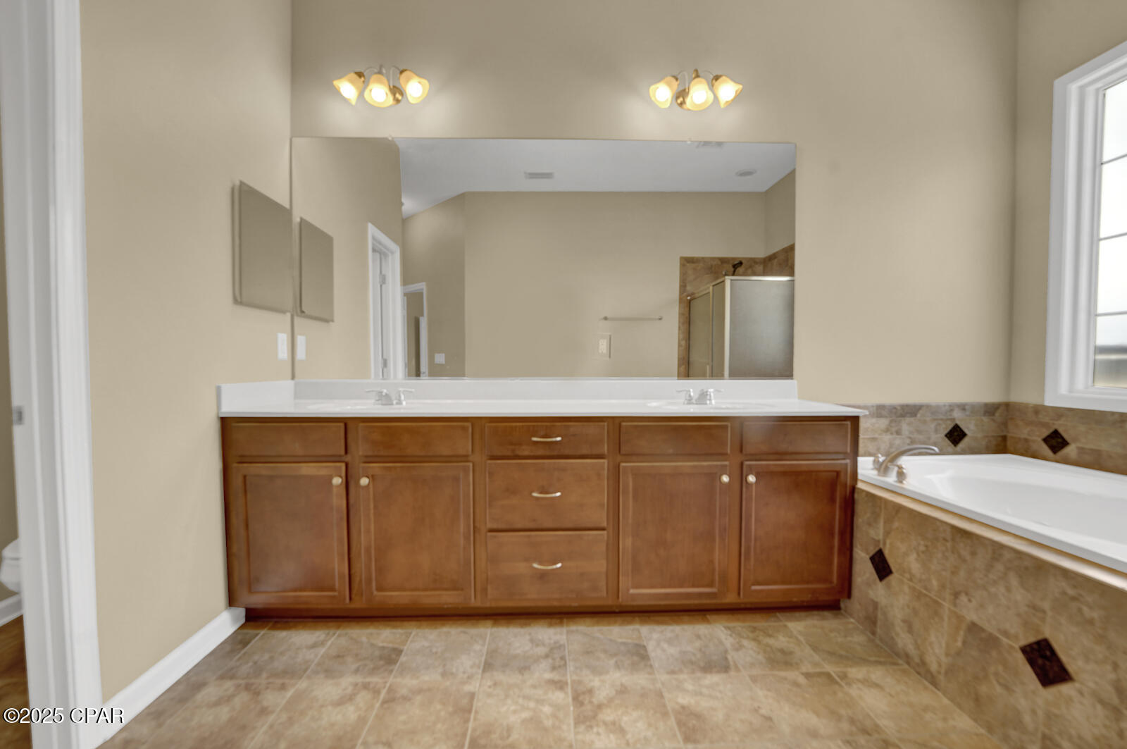 Image 32 For 2906 Harrier Street