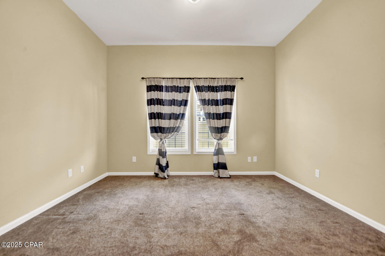 Image 42 For 2906 Harrier Street