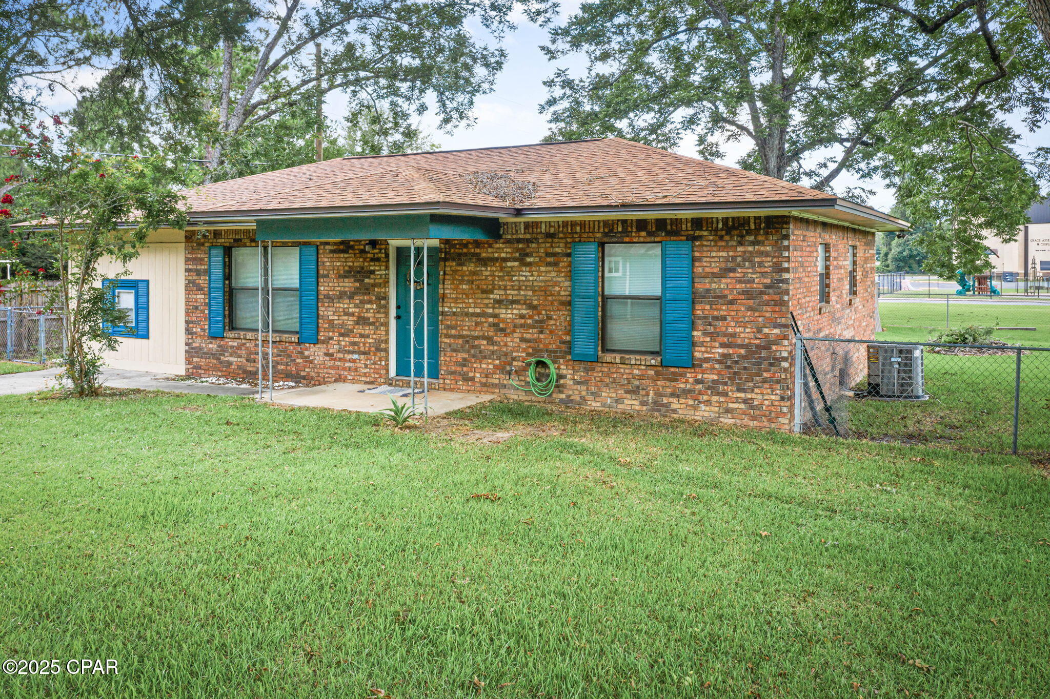 Image 16 For 1282 Holley Avenue