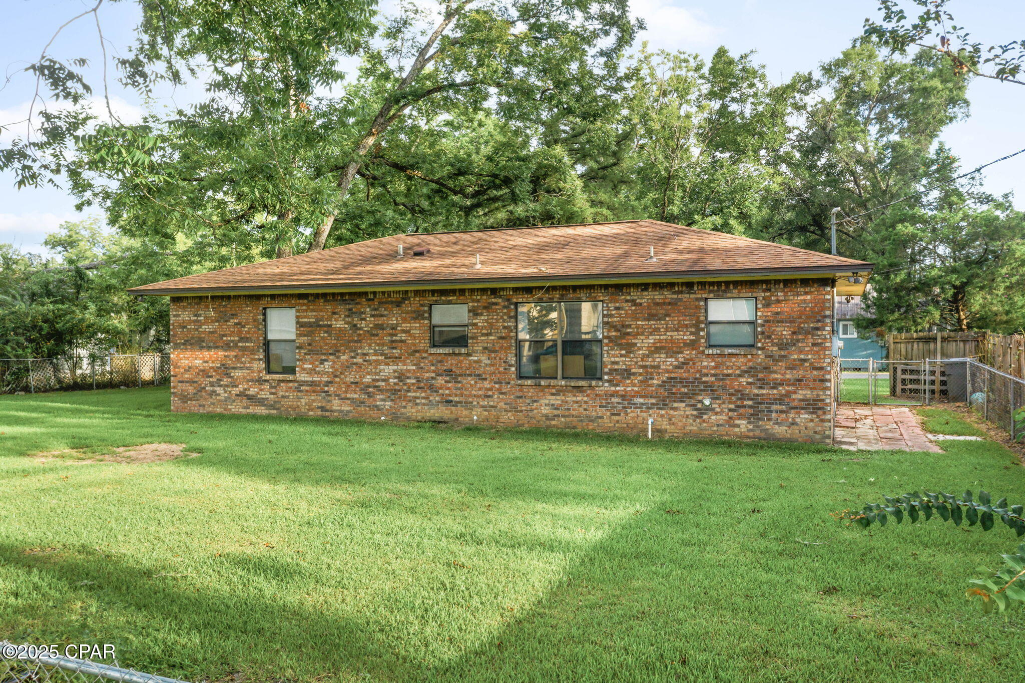 Image 19 For 1282 Holley Avenue