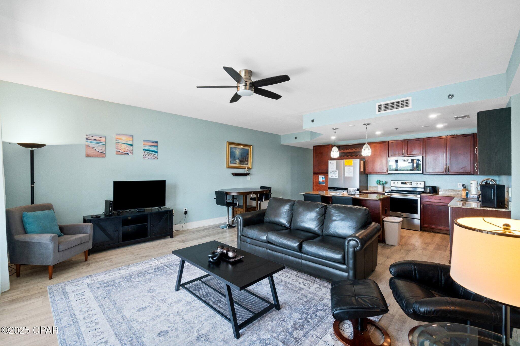 Image 20 For 9902 Thomas Drive 135