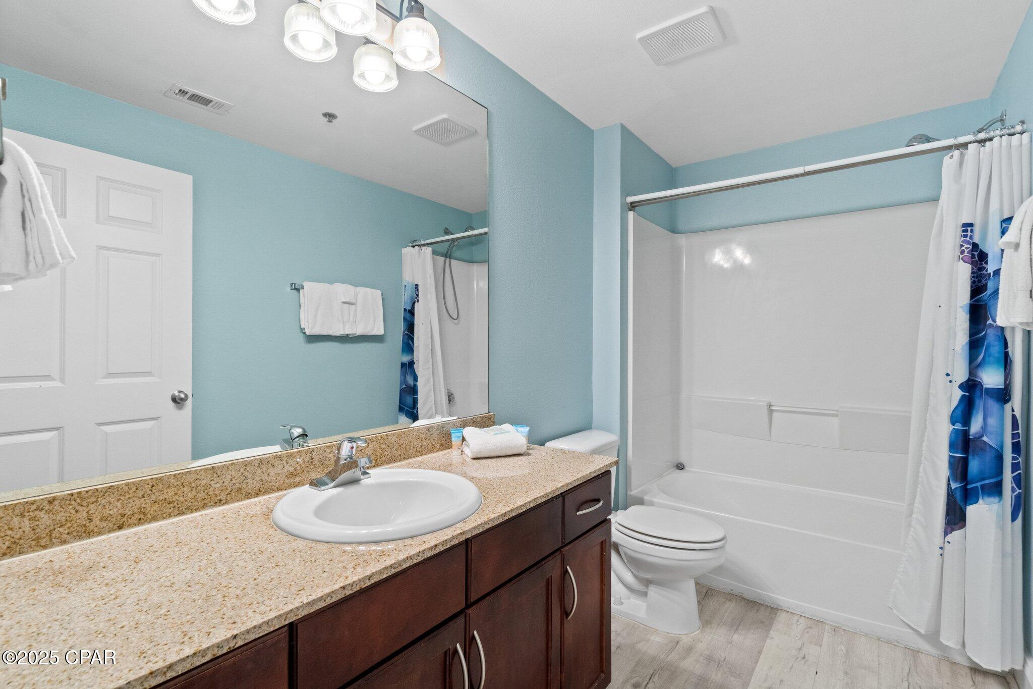 Image 6 For 9902 Thomas Drive 135