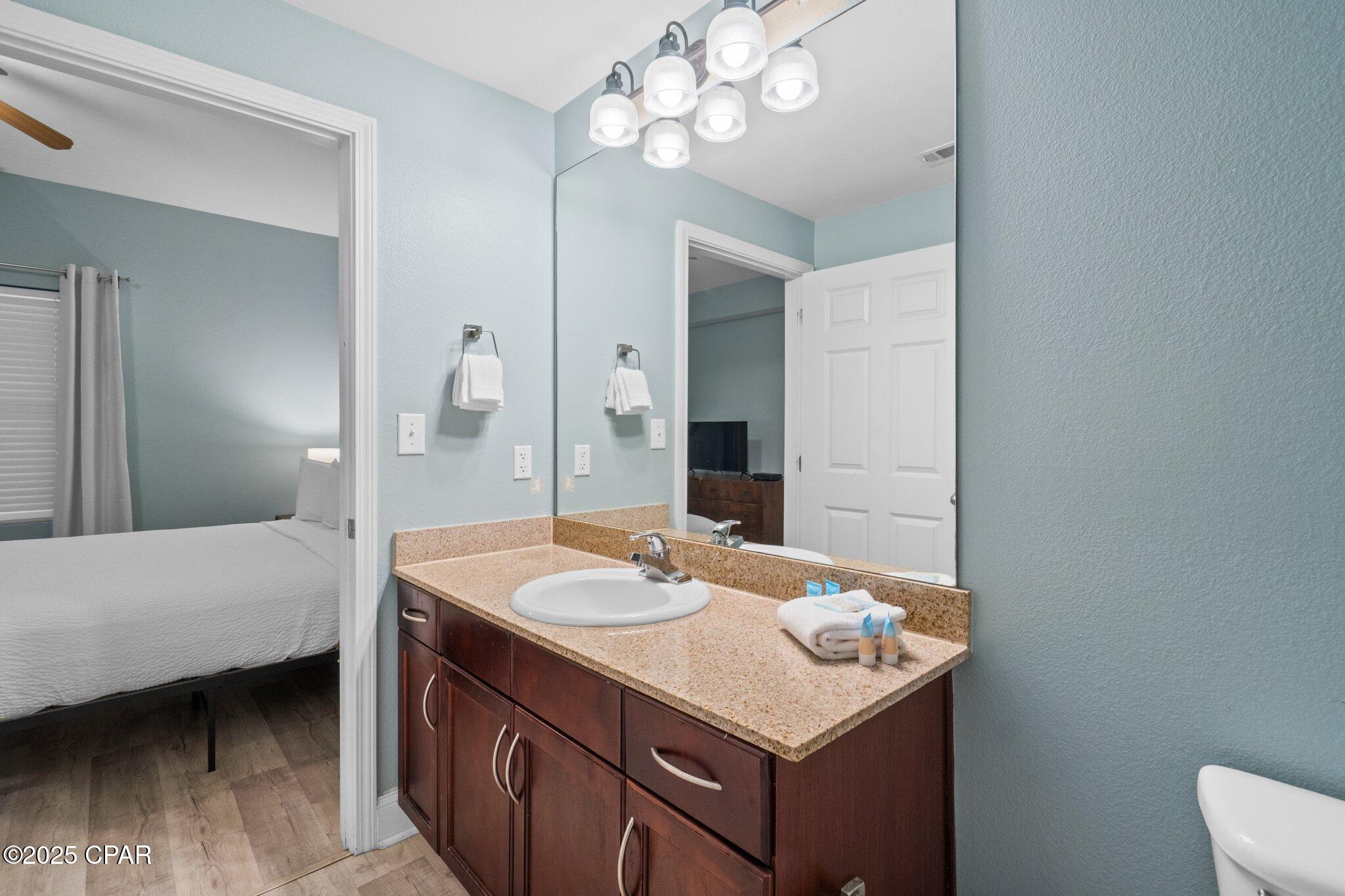 Image 7 For 9902 Thomas Drive 135