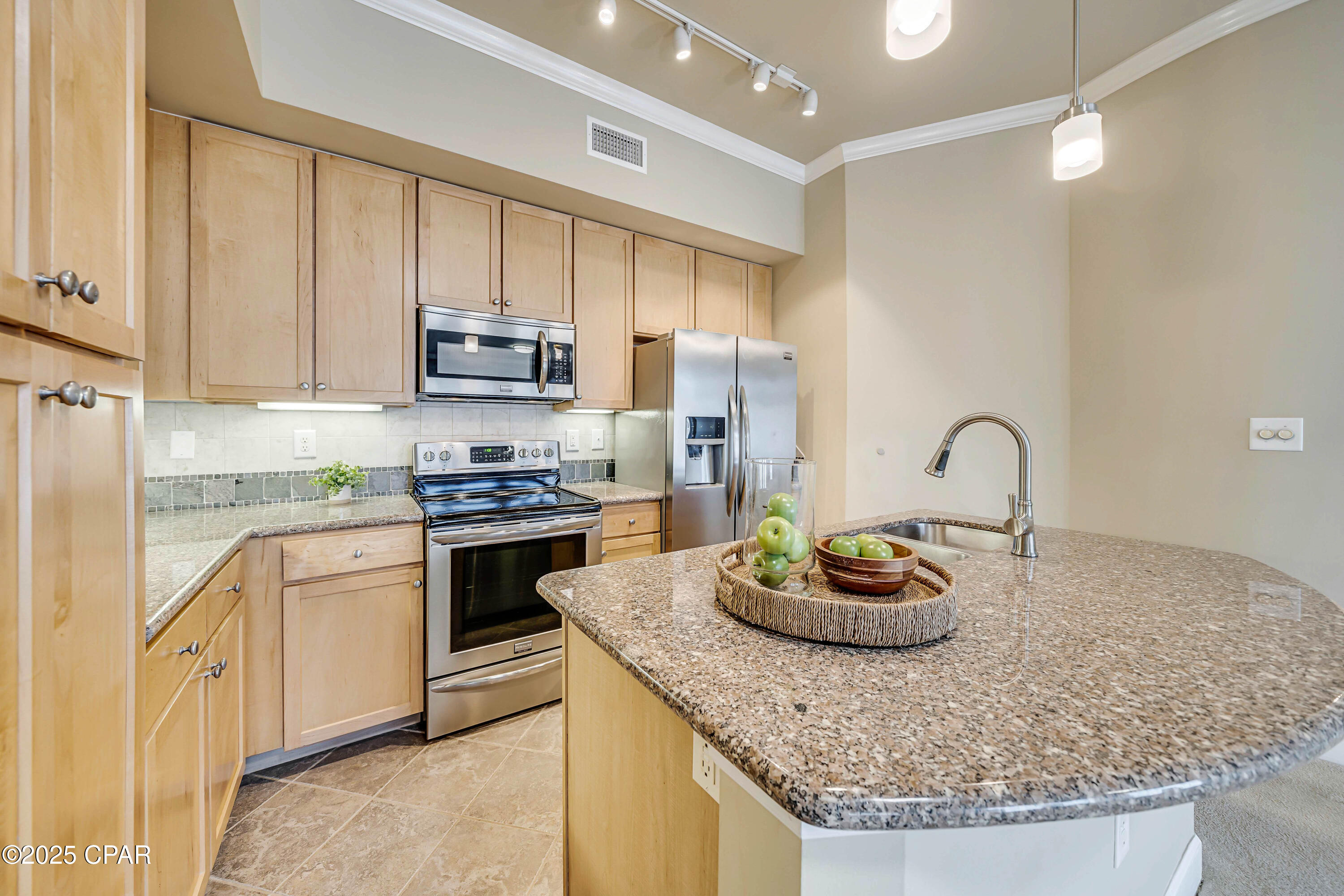 Image 3 For 8700 Front Beach Road 7207