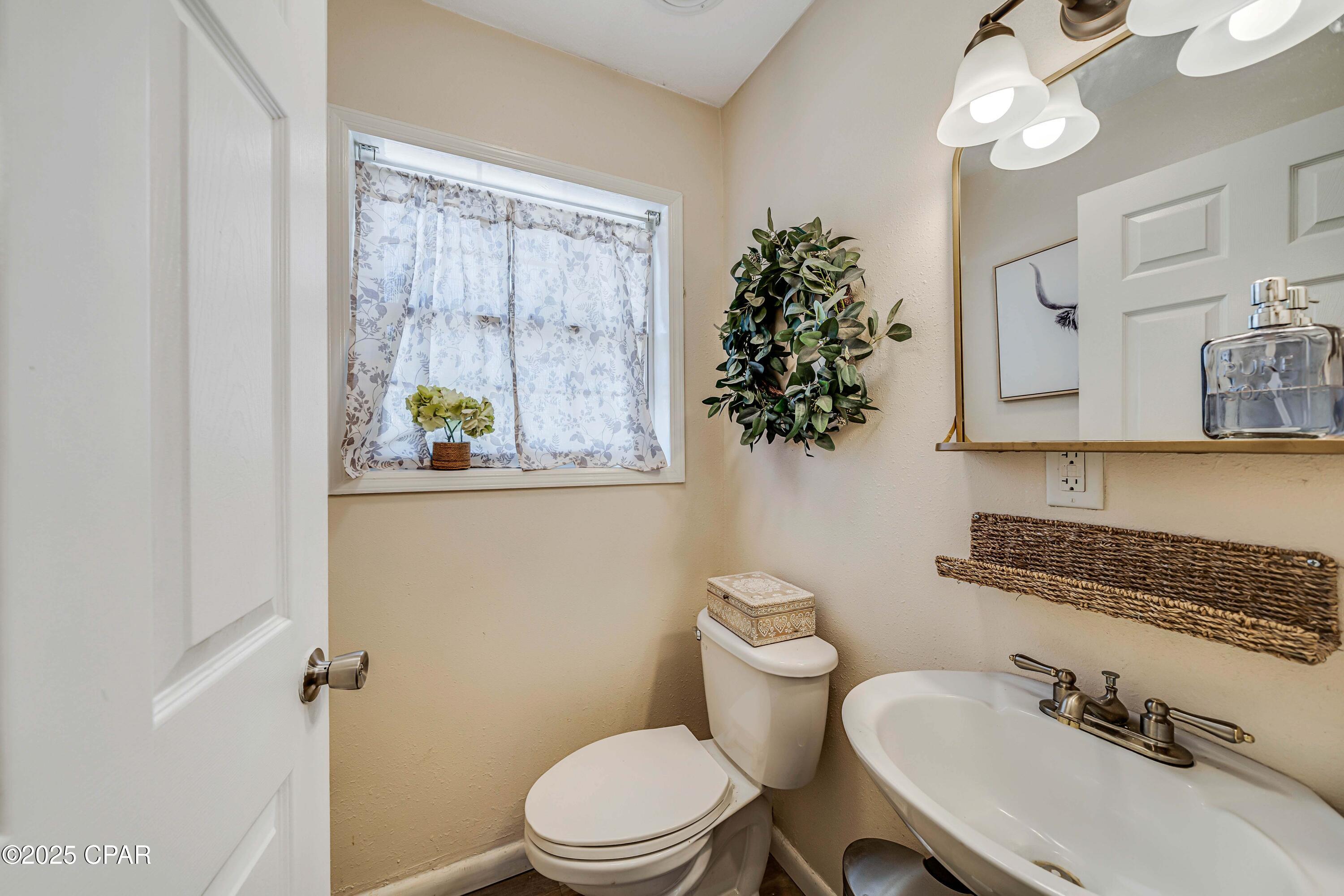 Image 16 For 1026 Harvard Boulevard