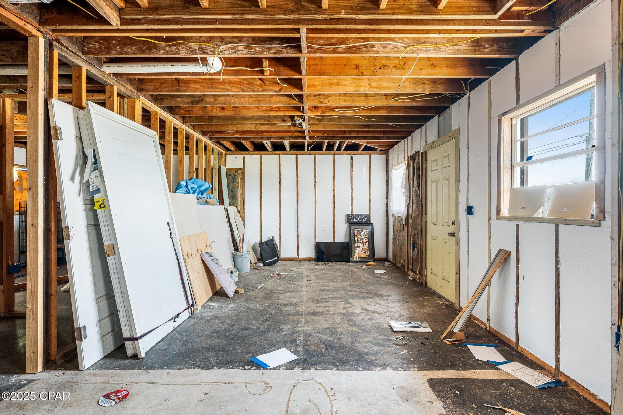 Image 19 For 819 Russ Lake Drive