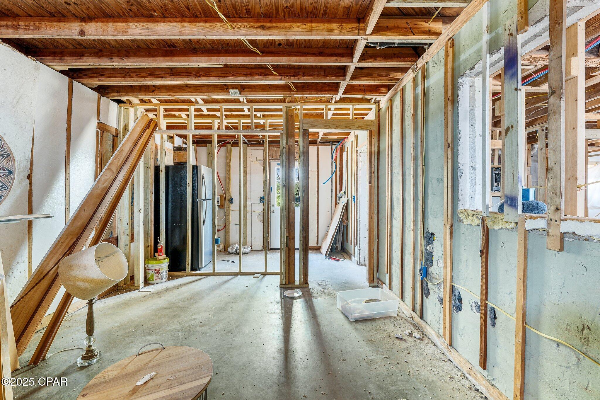 Image 33 For 819 Russ Lake Drive