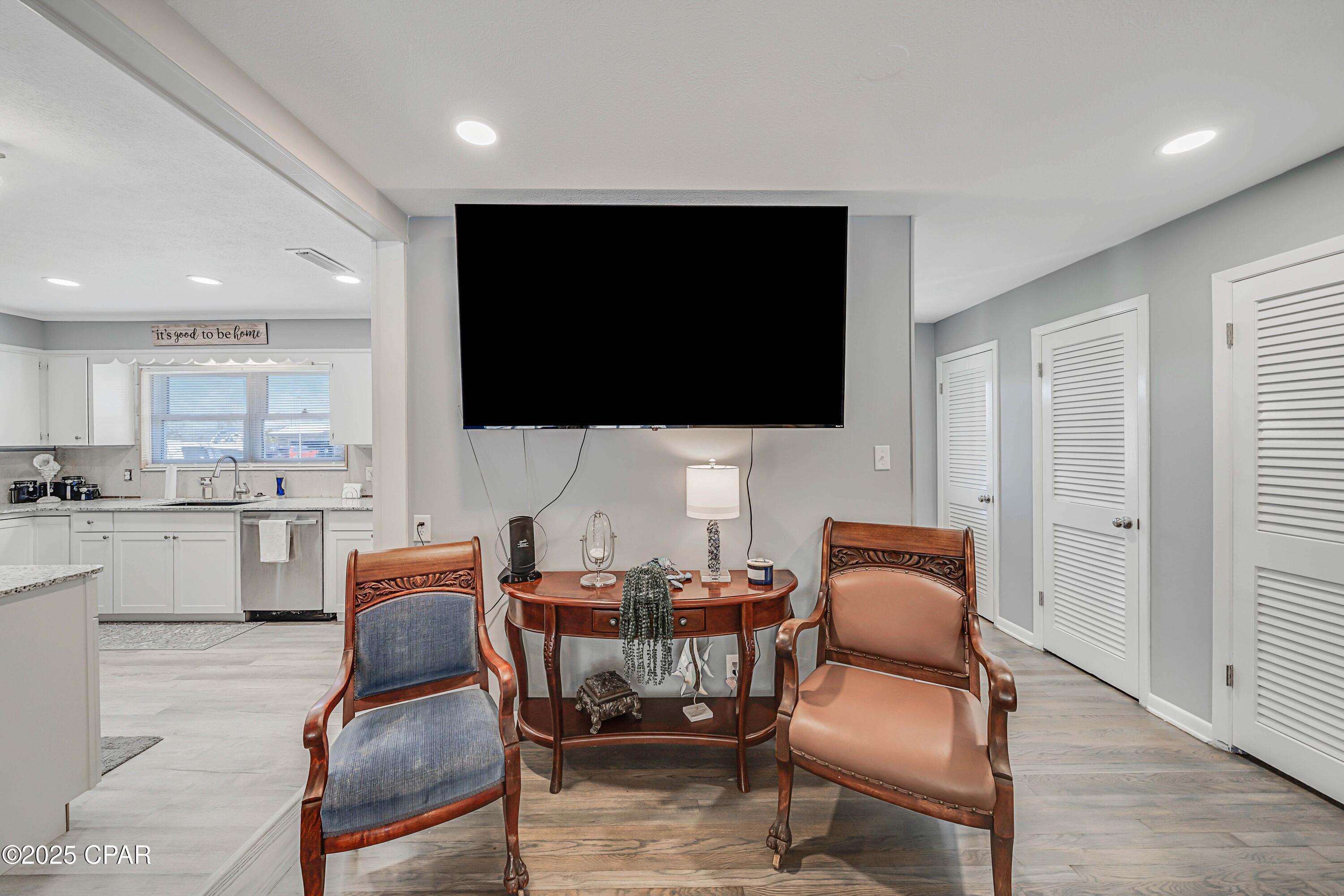 Image 17 For 5031 Park Street