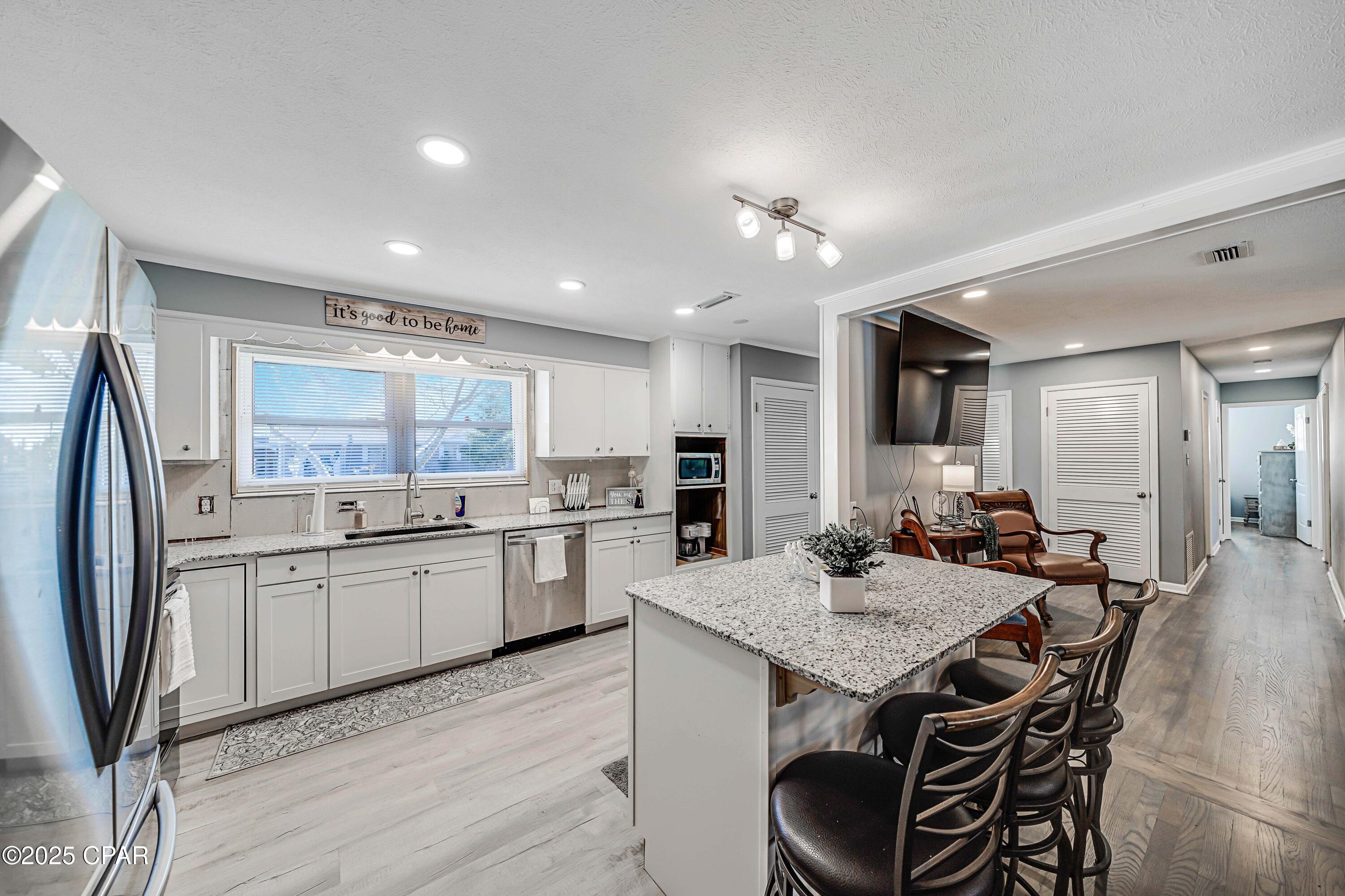 Image 20 For 5031 Park Street