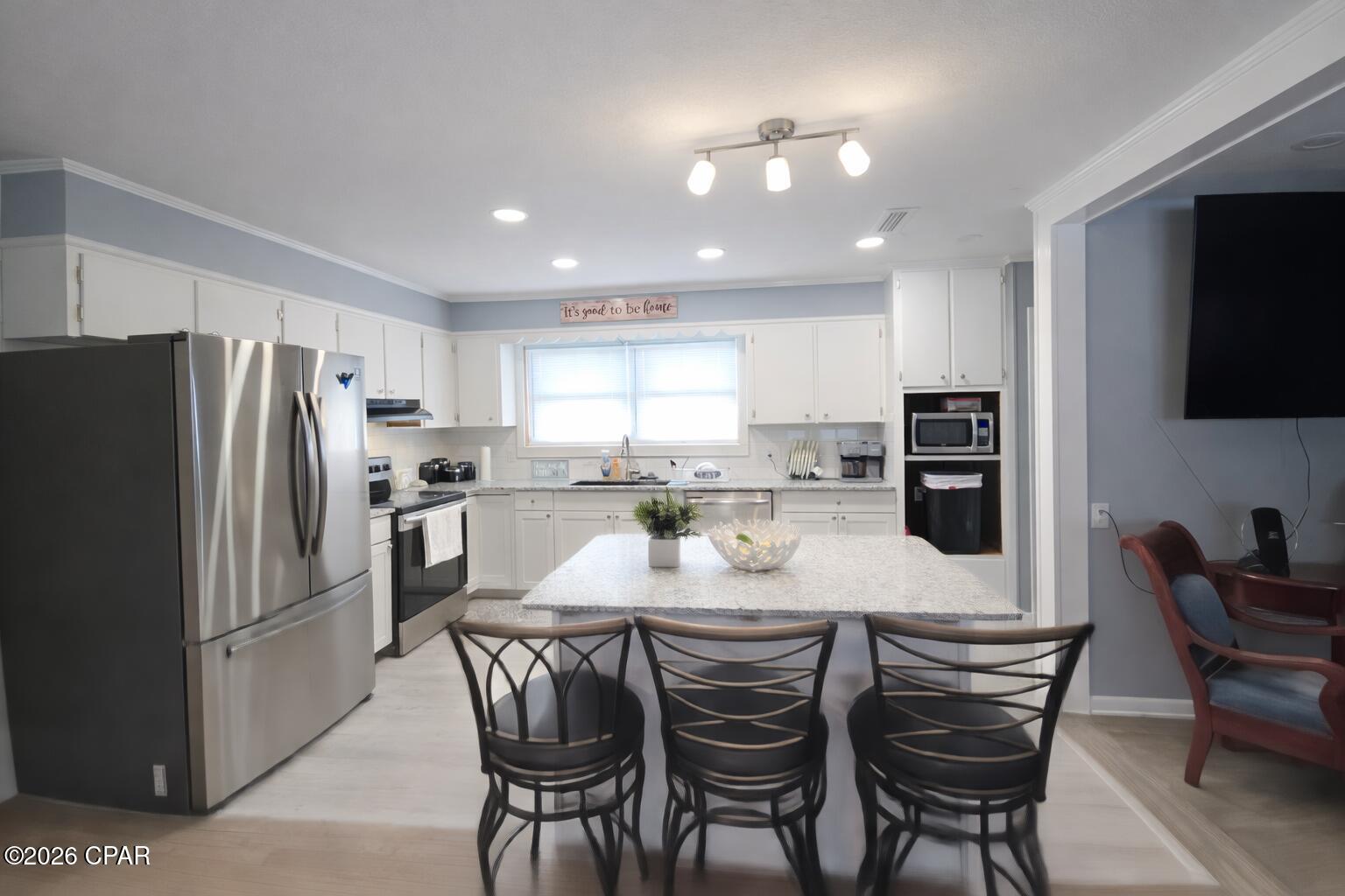 Image 8 For 5031 Park Street