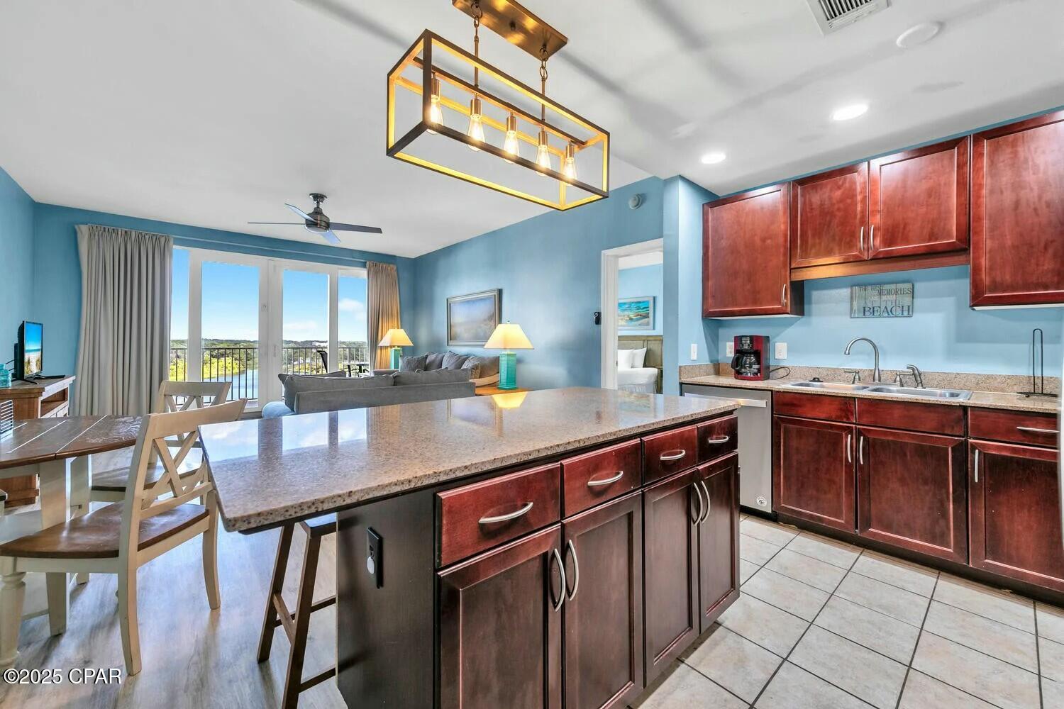 Image 11 For 9902 Thomas Drive 731