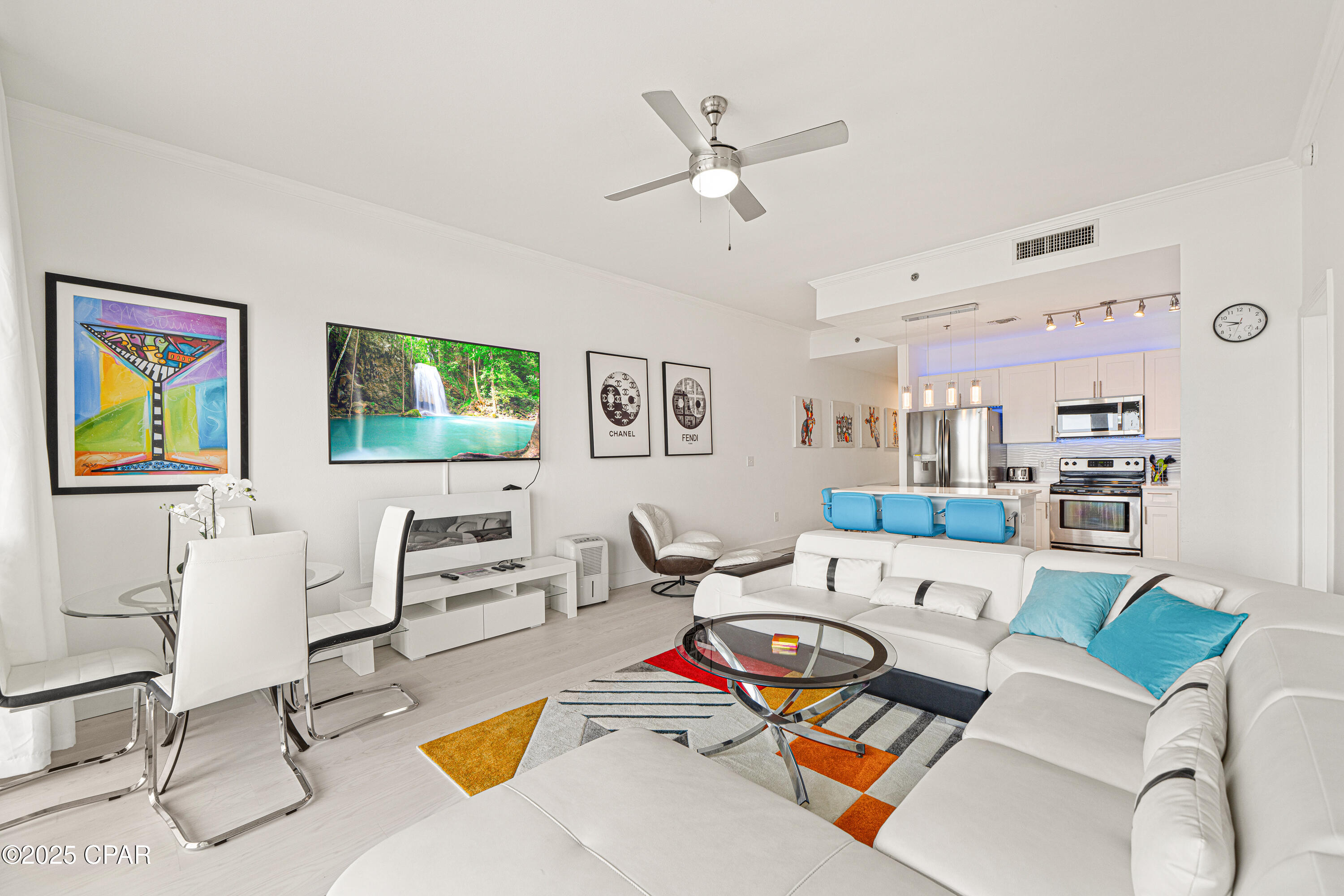 Image 1 For 9902 Thomas Drive 2028