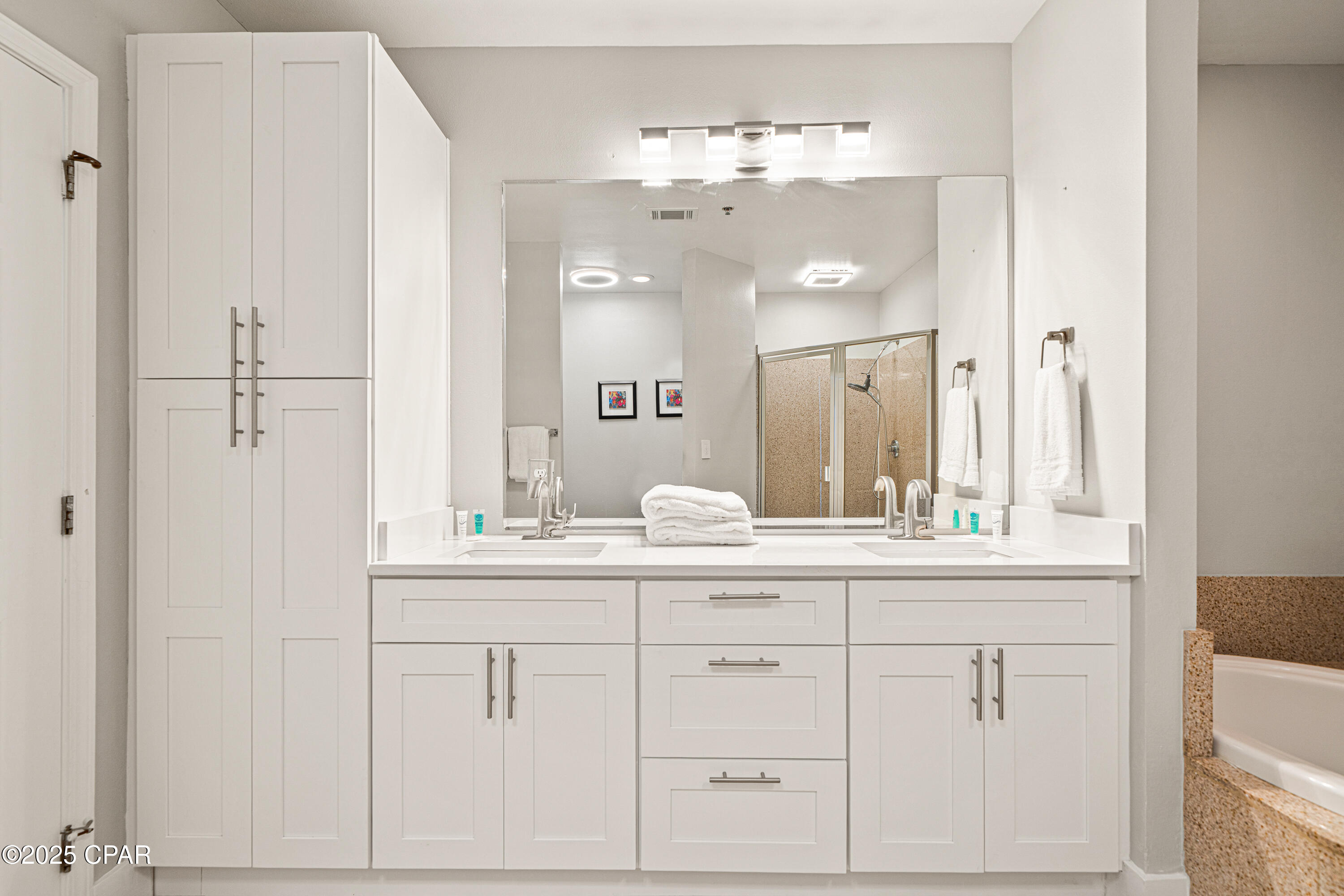 Image 24 For 9902 Thomas Drive 2028