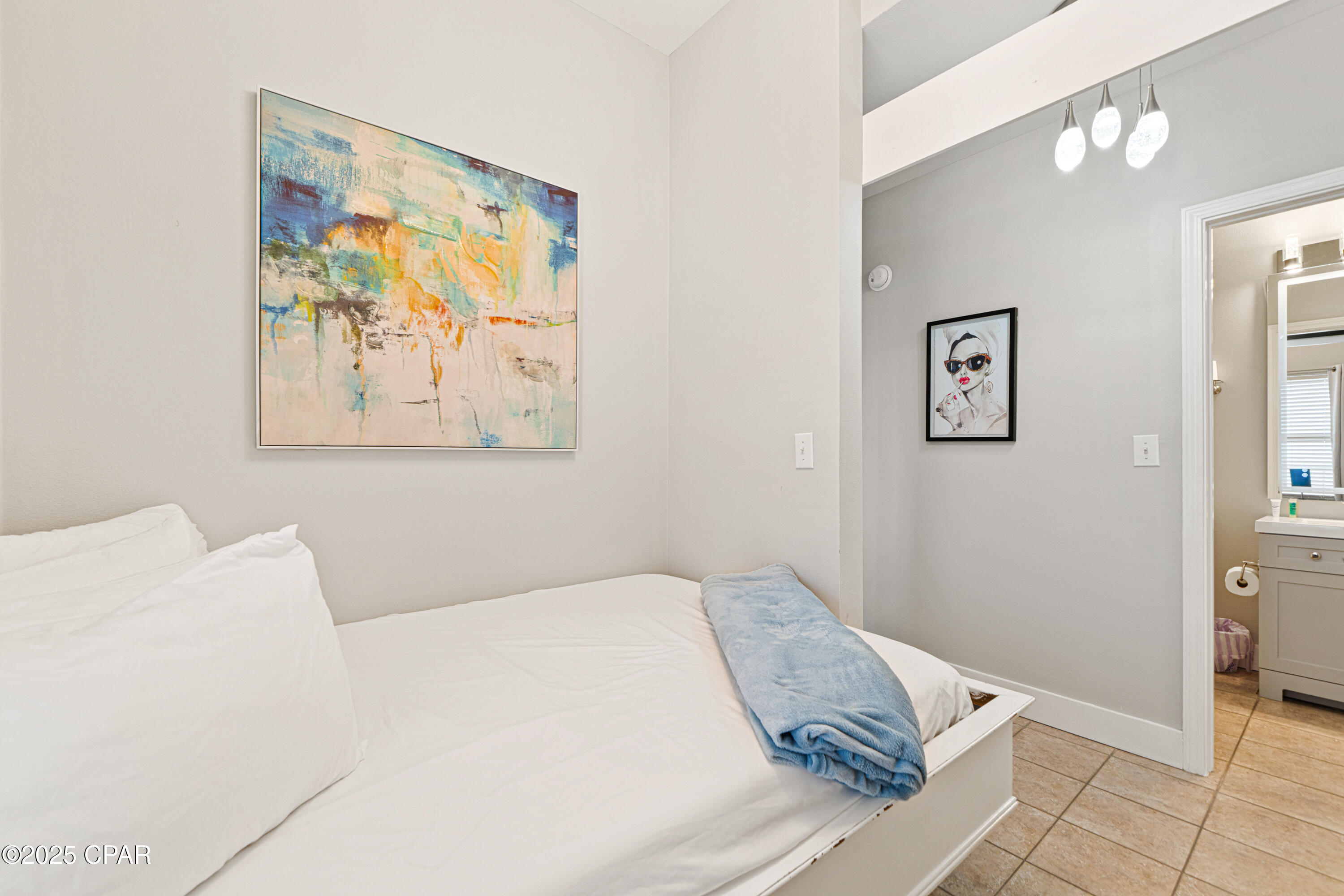 Image 27 For 9902 Thomas Drive 2028